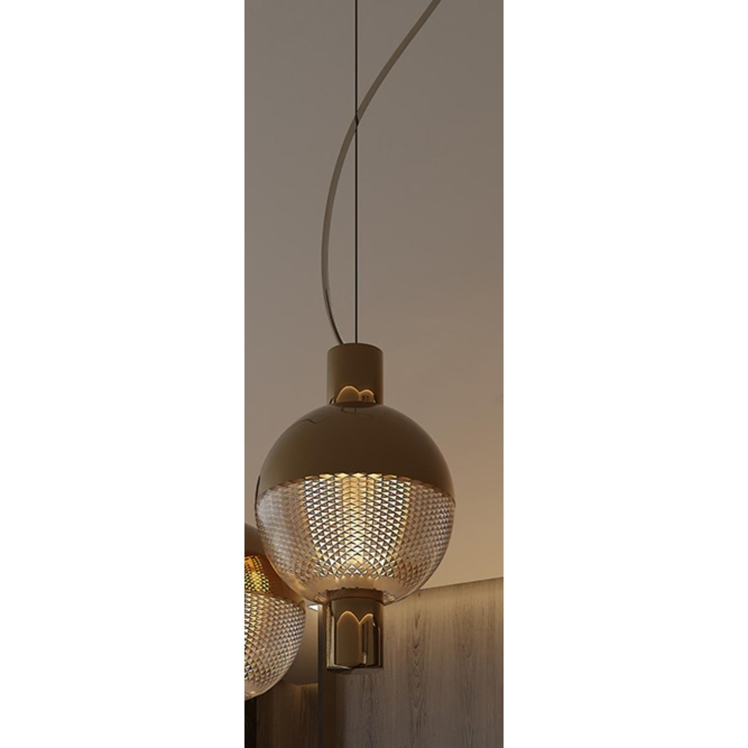 Lampada a sospensione MMM Choops di MM Lampadari
Dimensioni: D 12 x L 26 x H 16 cm.
Materiali: Metallo e vetro di Murano.

Sono disponibili diverse finiture. Tutte le nostre lampade possono essere cablate a seconda del Paese. Se viene venduto negli