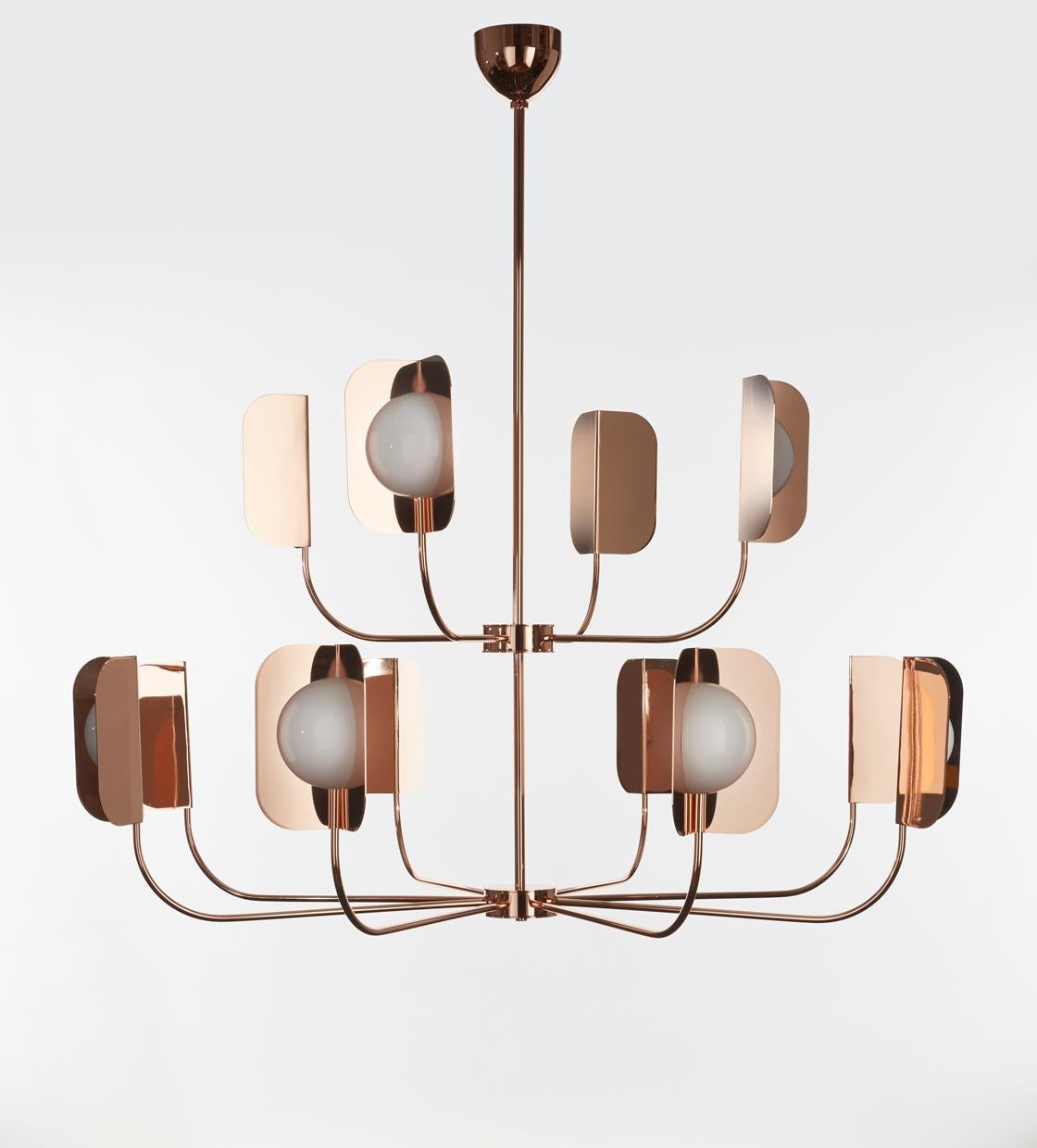 Lampada a sospensione MMM Leaf 12 di MM Lampadari
Dimensioni: Ø 150 x H. 104/179 cm.
Materiali: Vetro e metallo.

Sono disponibili diverse finiture di metallo. Tutte le nostre lampade possono essere cablate a seconda del Paese. Se viene venduto