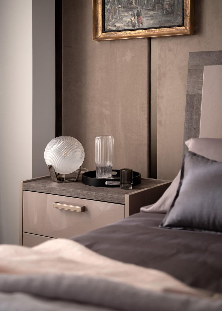 MMM Maestro L Table Lamp by MM Lampadari In New Condition For Sale In Geneve, CH