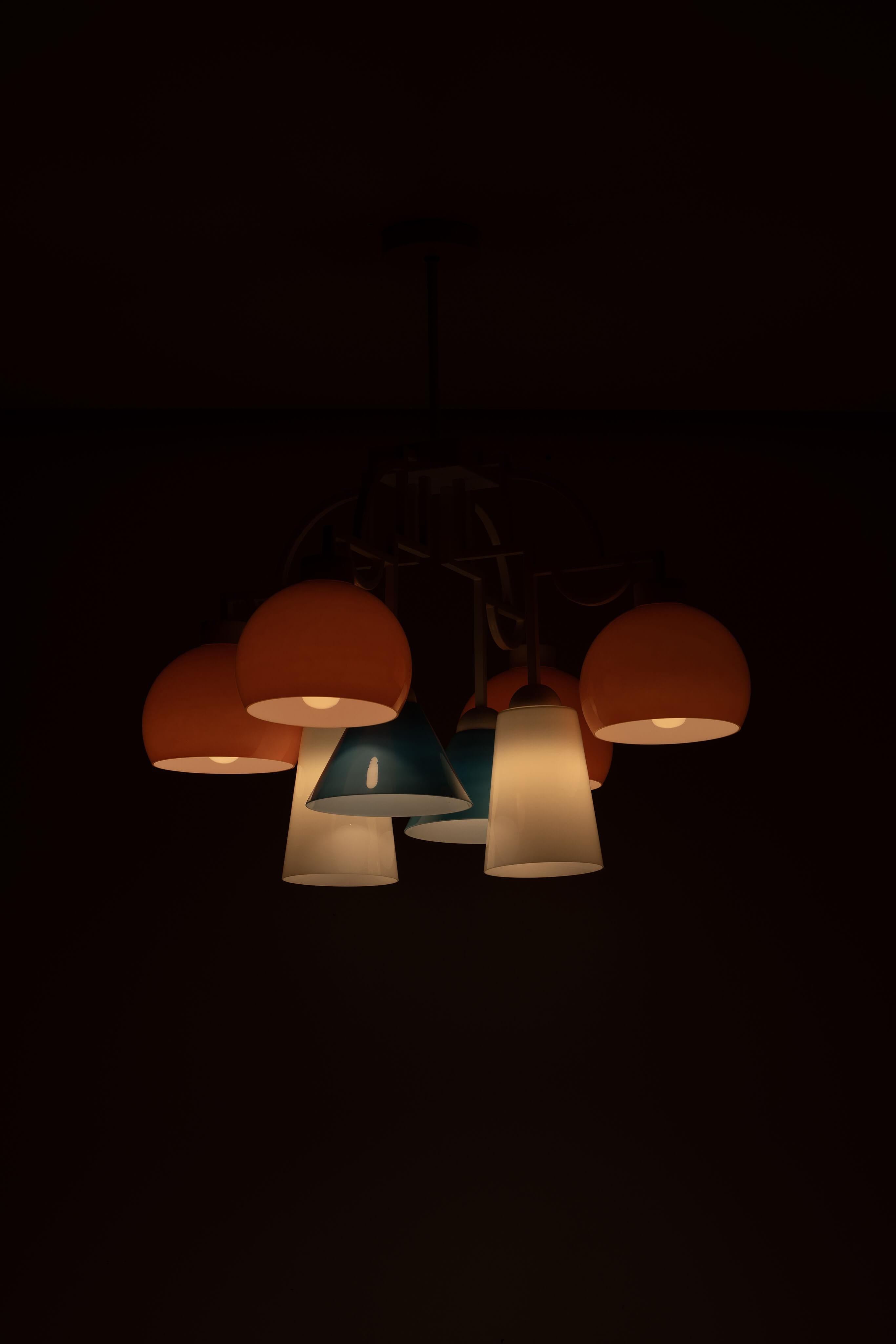 Contemporary MMM MYA Pop 8 Pendant Lamp by MM Lampadari For Sale