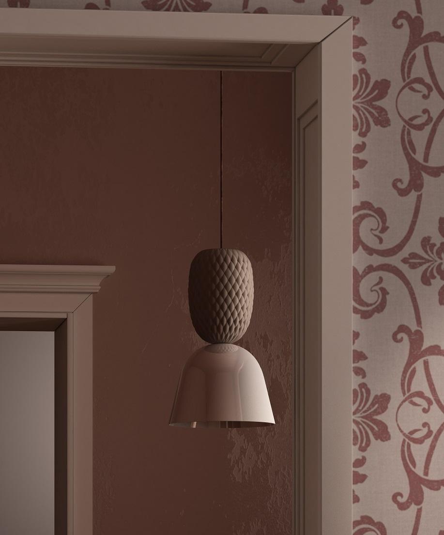 Lampada a sospensione MMM Pineapple di MM Lampadari
Dimensioni: Ø 30 x H. 50 cm. 
Materiali: Vetro e metallo.

Tutte le nostre lampade possono essere cablate a seconda del Paese. Se viene venduto negli Stati Uniti, sarà cablato per gli Stati Uniti,