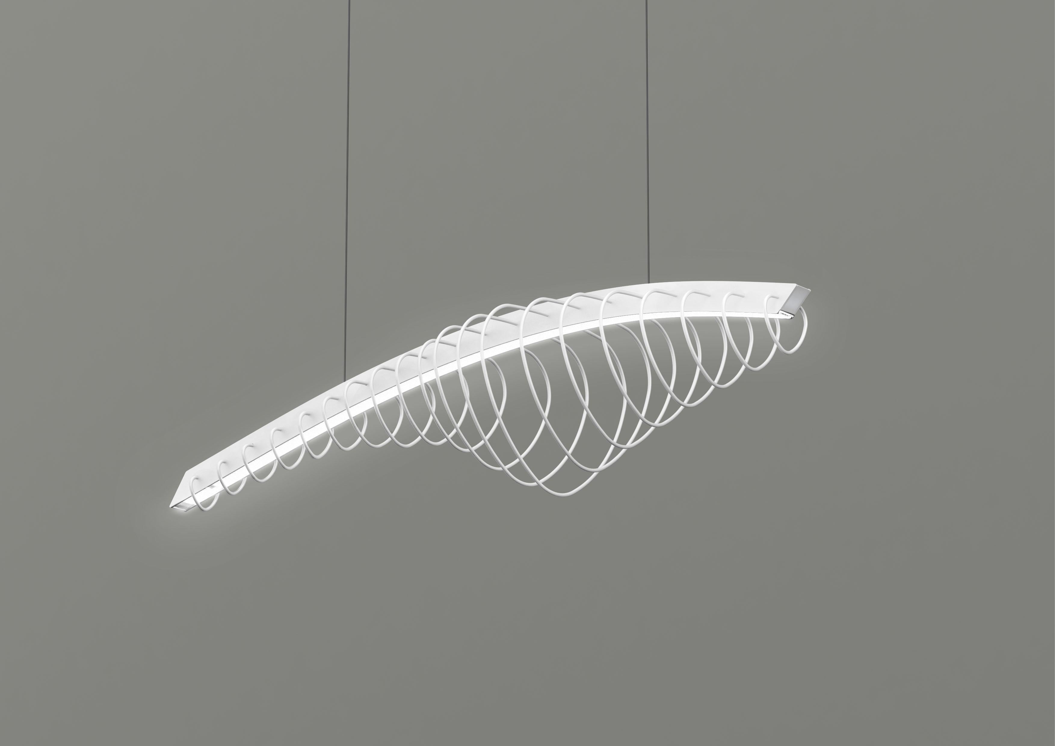 Lampada a sospensione MMM Whale White di MM Lampadari
Dimensioni: D 34 x L 113 x H 30 cm. 
Materiali: Metallo e PMMA.

Tutte le nostre lampade possono essere cablate a seconda del Paese. Se viene venduto negli Stati Uniti, sarà cablato per gli Stati