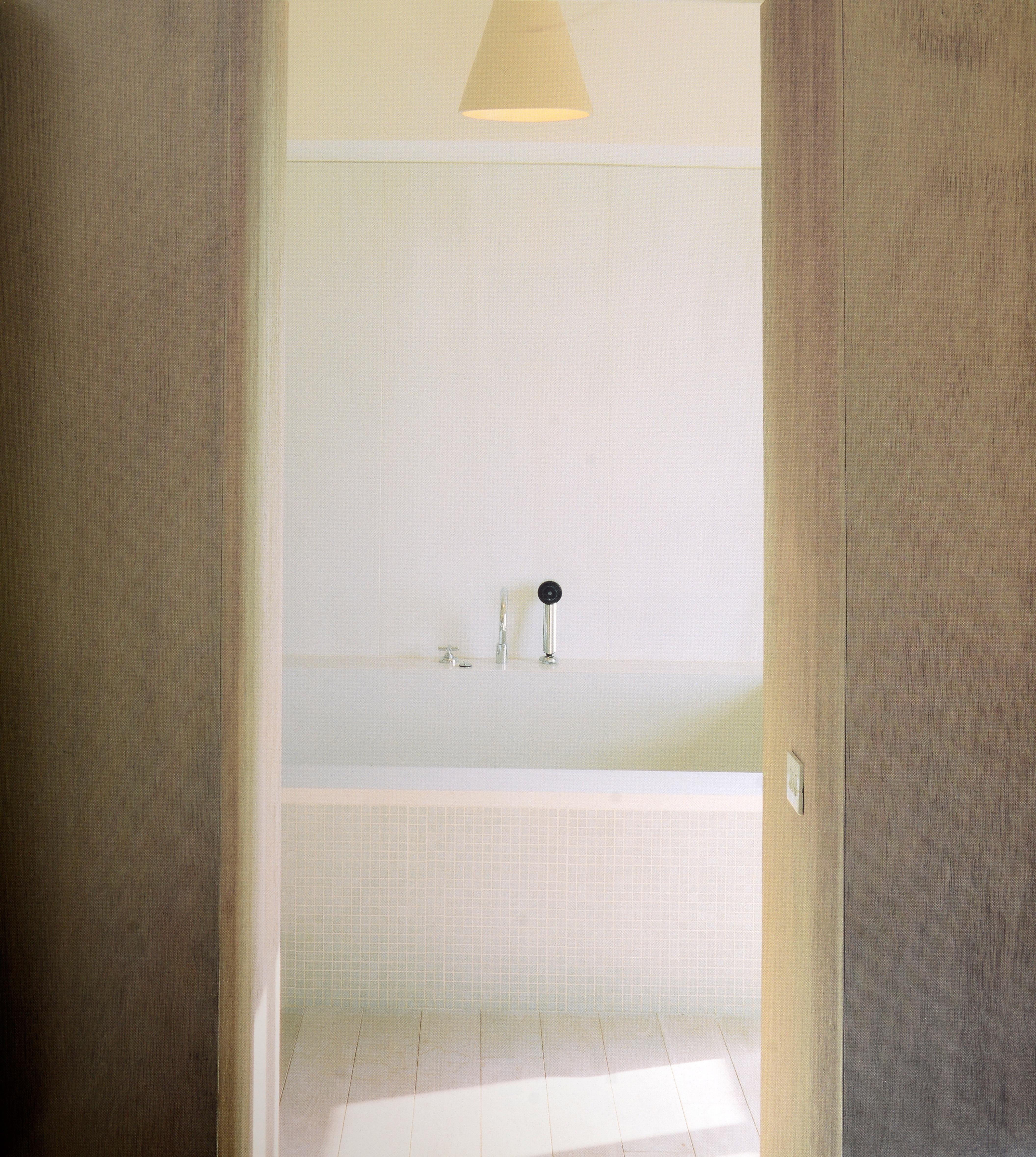 MNM: Minimalist Interiors, First Edition 10