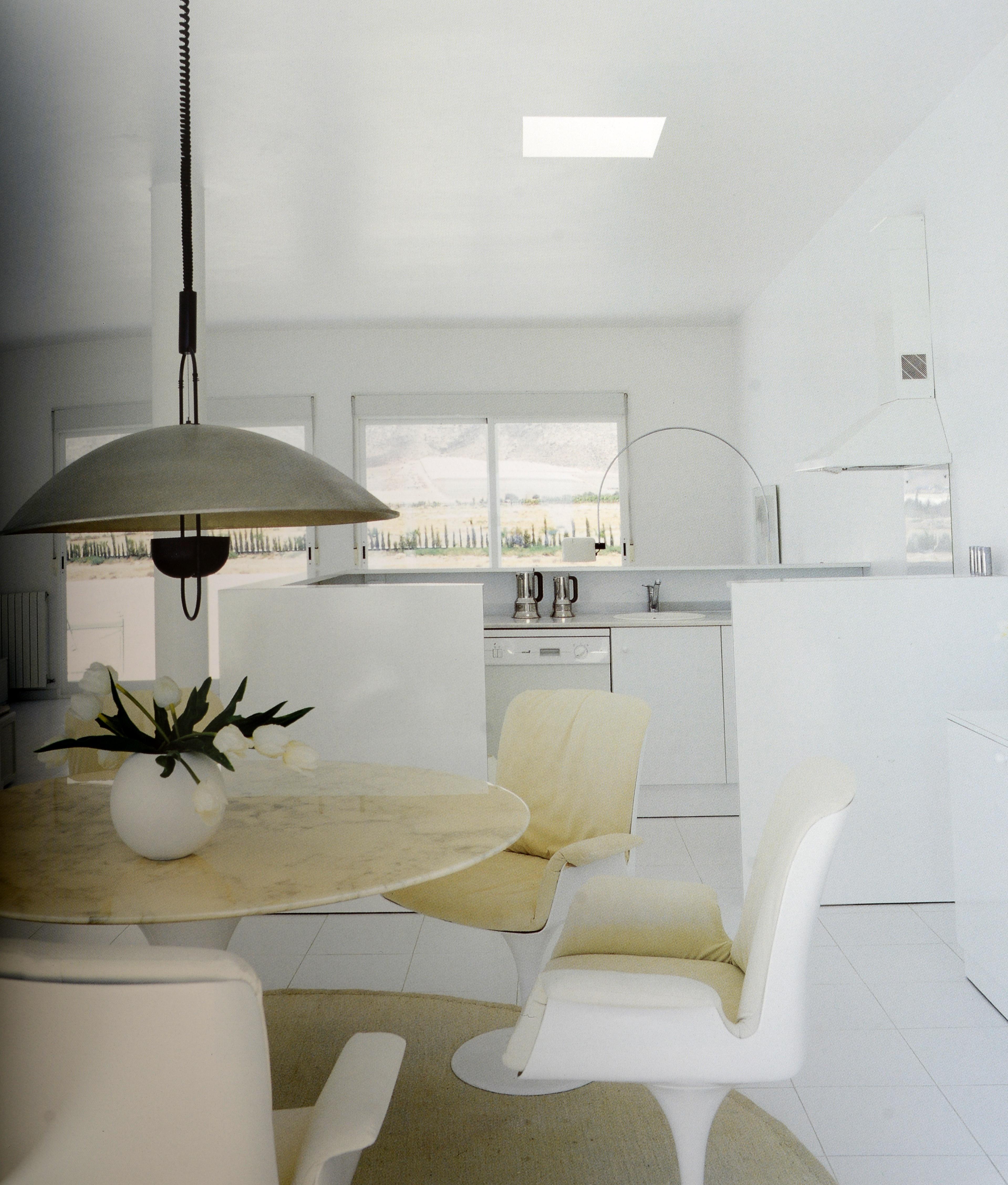 MNM: Minimalist Interiors, First Edition In Excellent Condition In valatie, NY