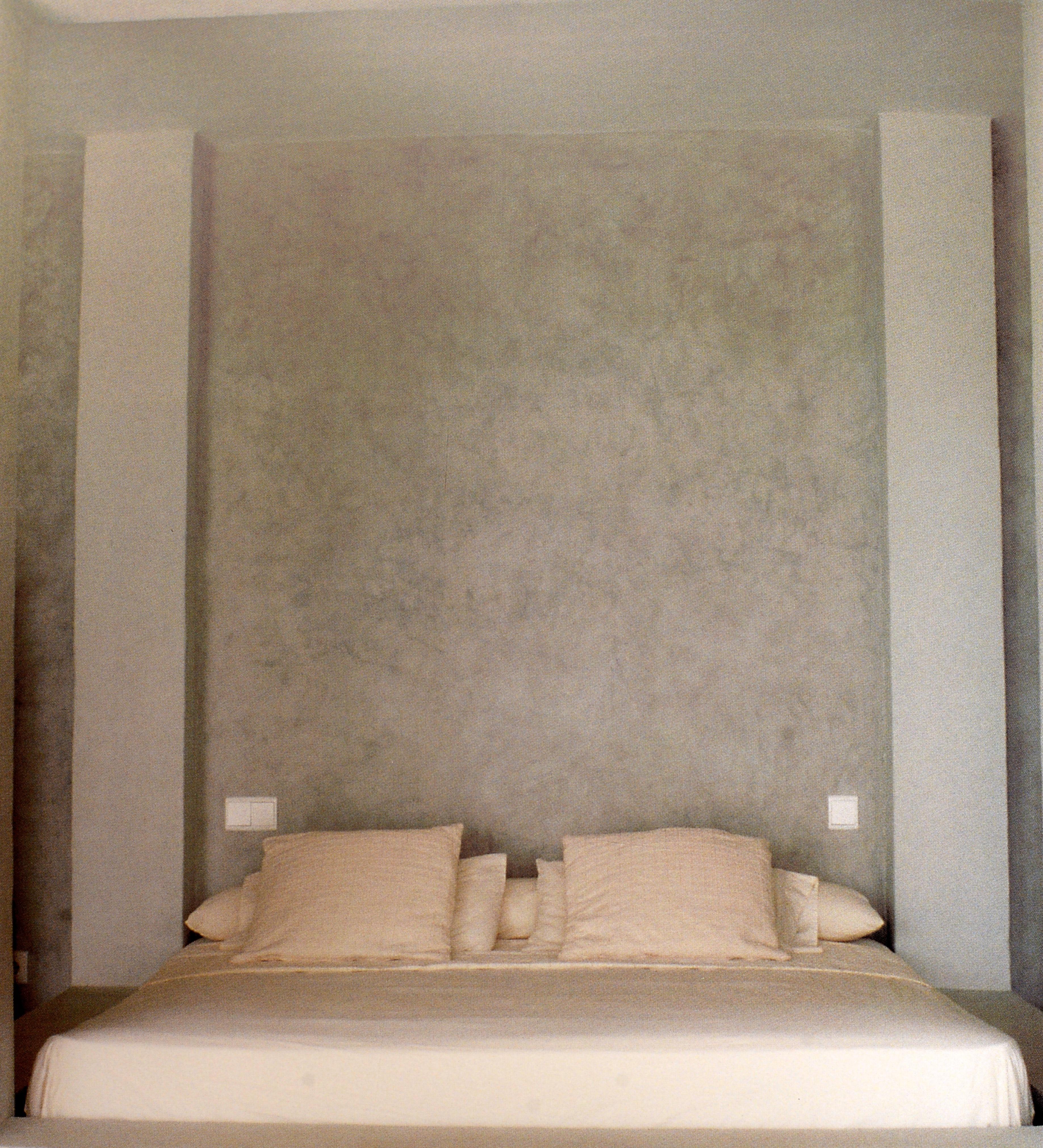 MNM: Minimalist Interiors, First Edition 1