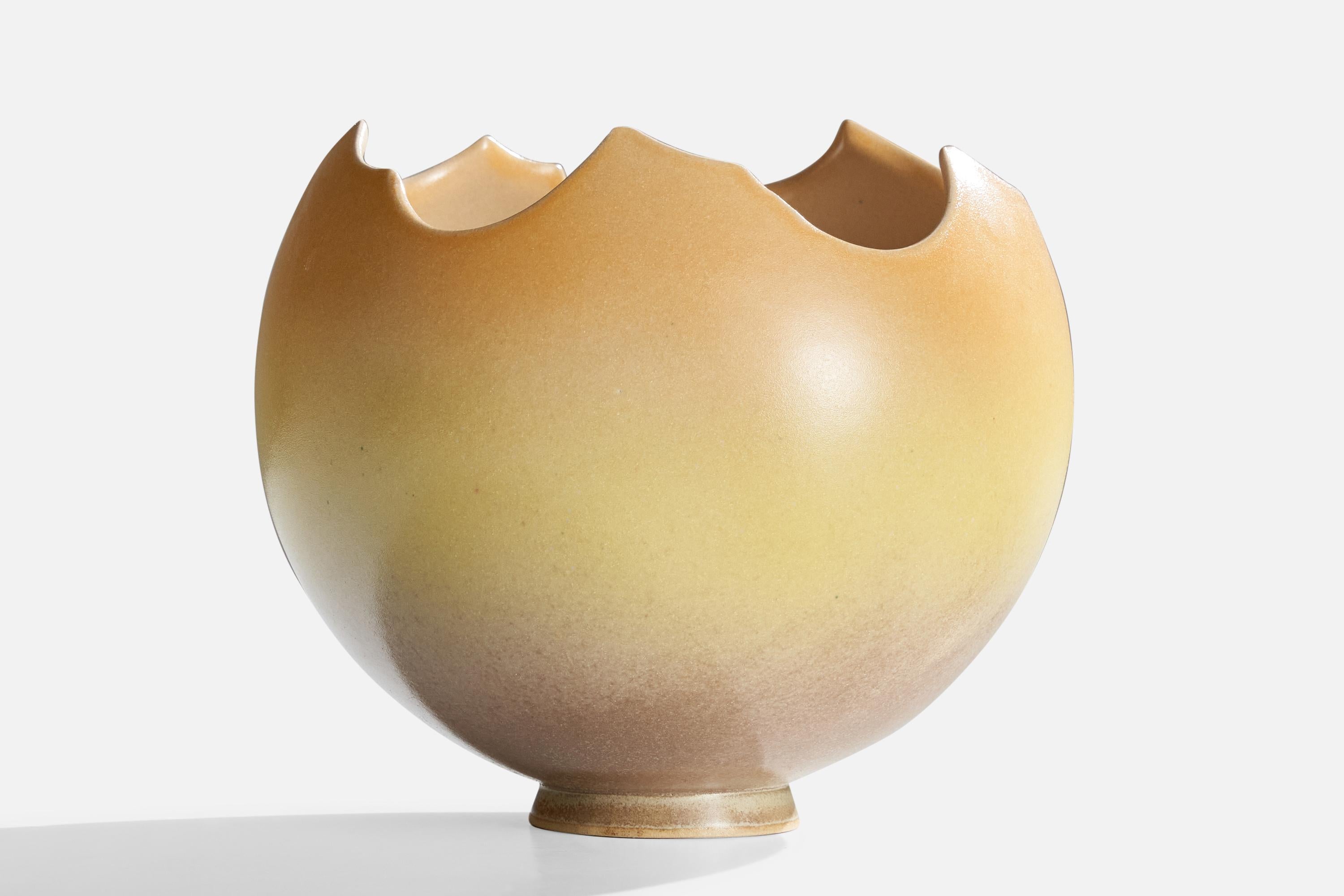 Fine XX secolo Moa Rudebert, Vaso, Ceramica, Svezia, anni '90 in vendita