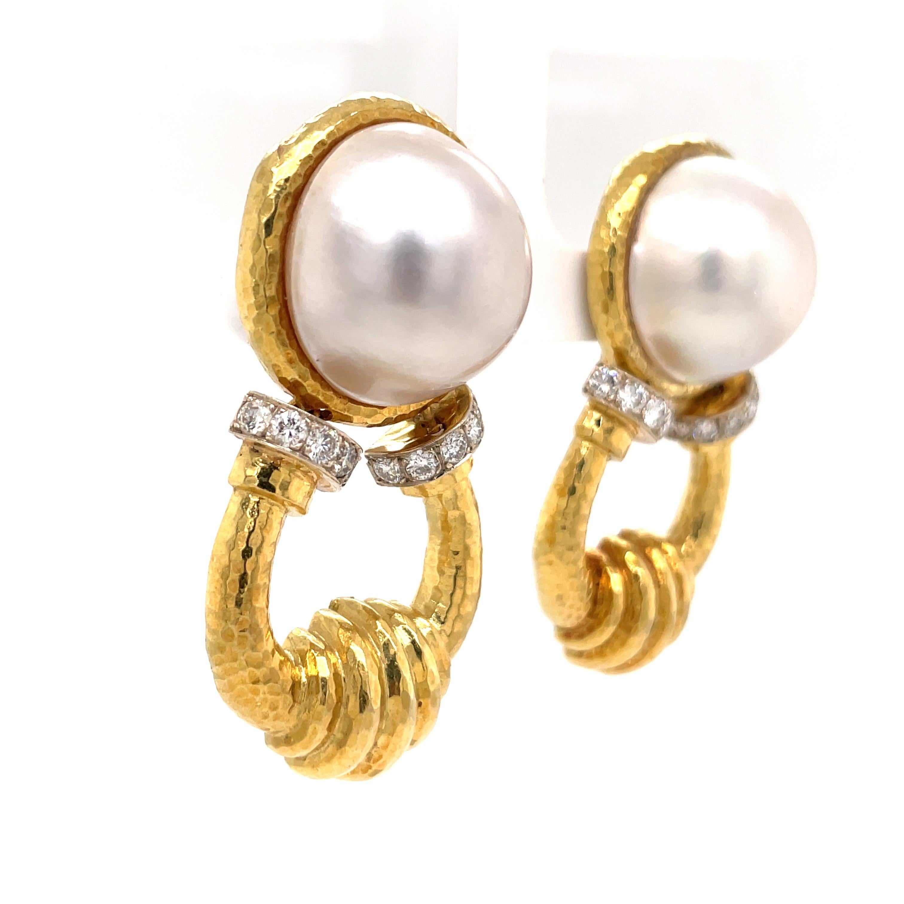 Mob Pearl Diamond Doorknocker Drop Earrings 18 Karat Yellow Gold 41.1 Grams  For Sale 1