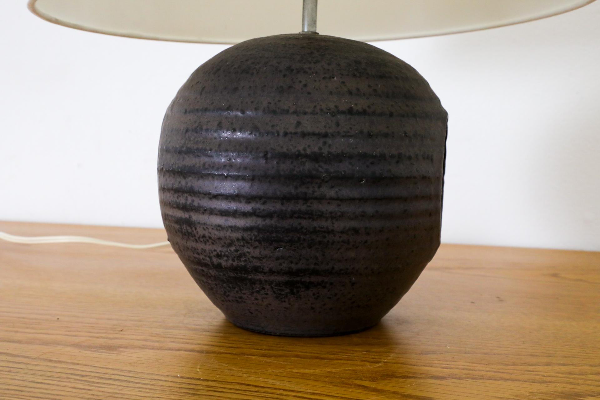 Mobach Dark Purple Ceramic Globe Table Lamp with Cut-Out Design and New Shade For Sale 11