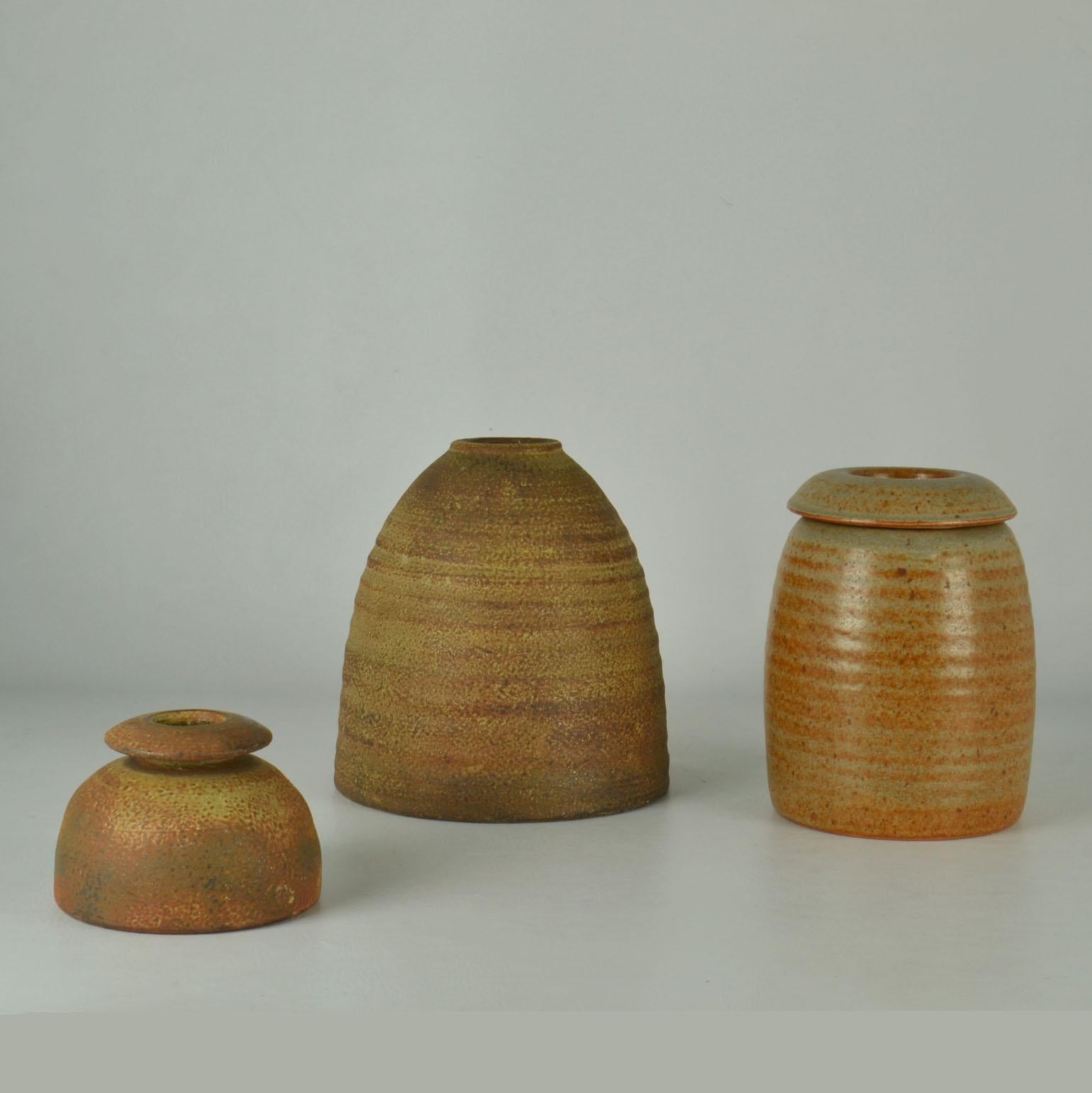 Olandese Vasi in ceramica Studio Pottery di Mobach con forma ad alveare in vendita