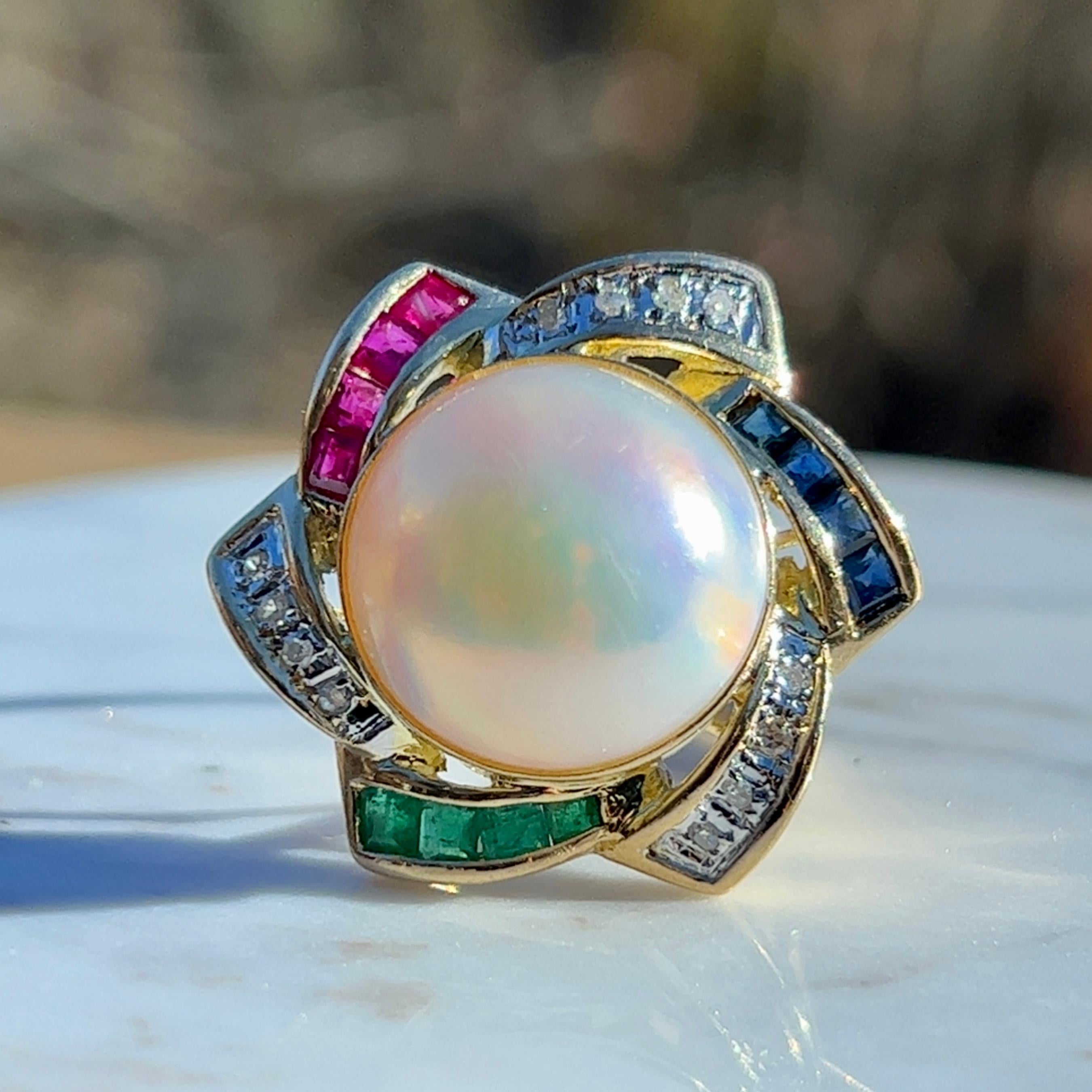 Mobe Pearl, Diamond, Sapphire, Emerald, and Ruby Ring in 14K Yellow Gold  In Good Condition For Sale In Towson, MD