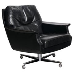 Möbel Mann Swivel Base Armchair