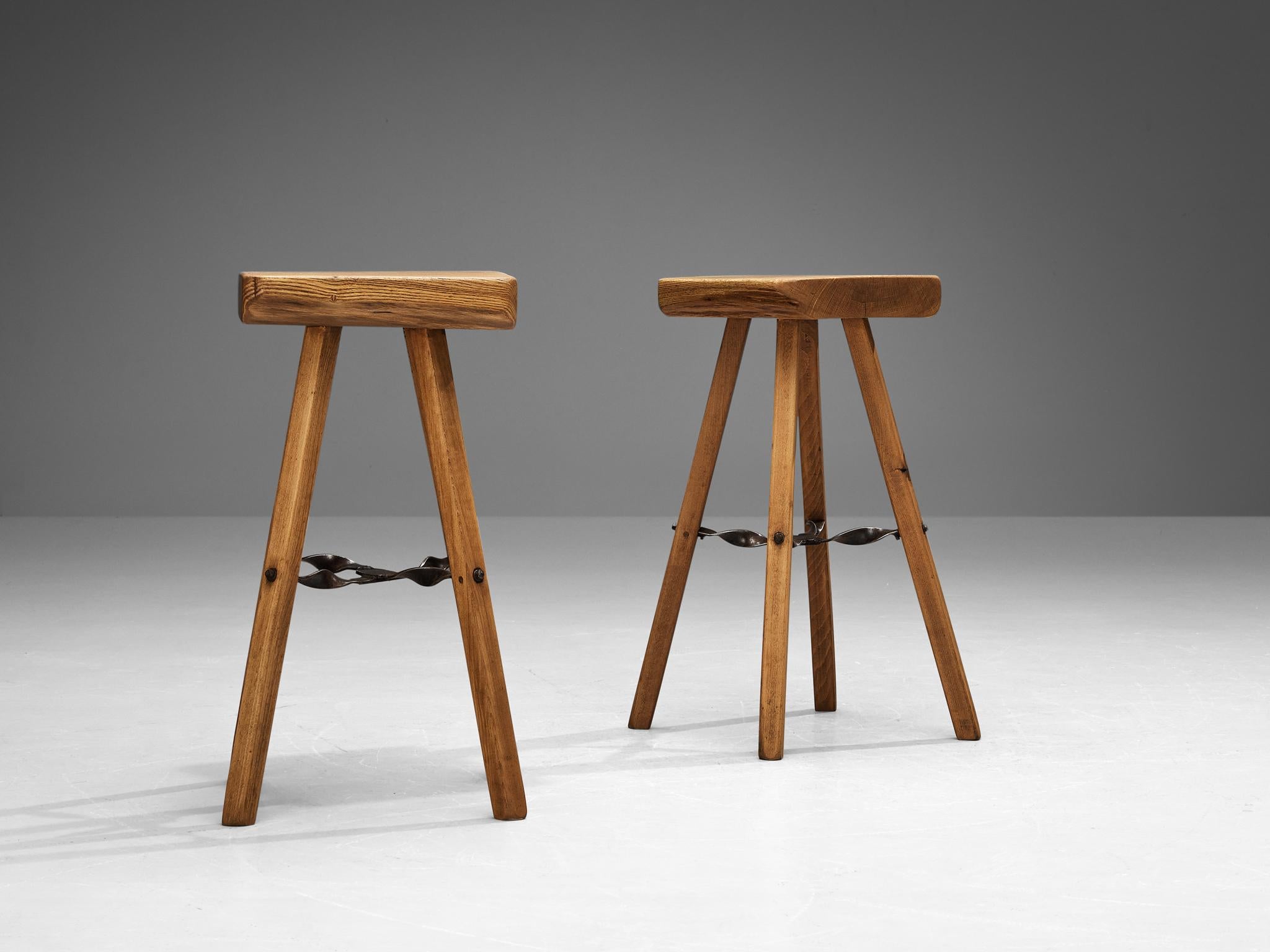 Mid-Century Modern Mobichalet Brutalist Bar Stools in Blond Pine Wood and Iron For Sale