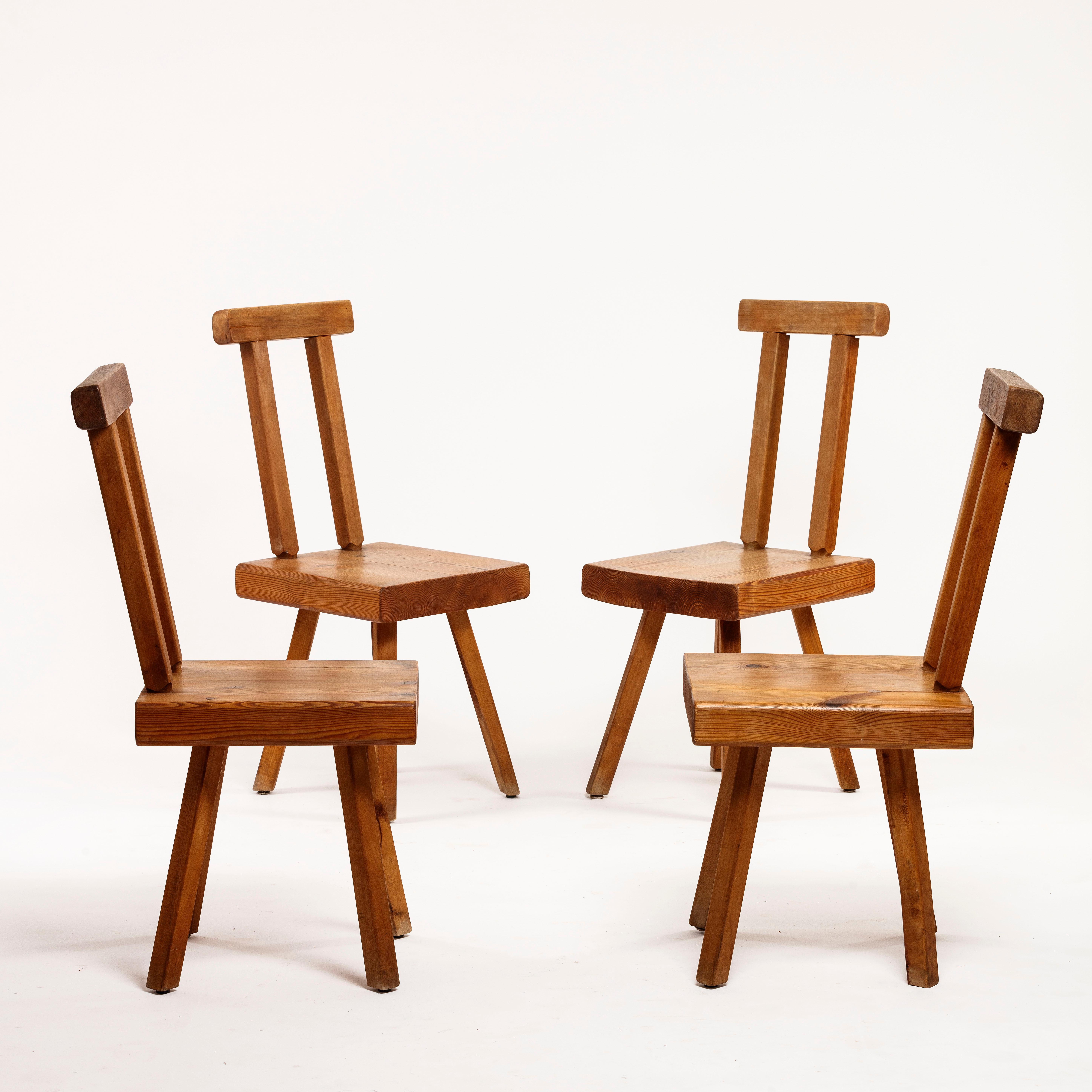 Mobichalet Brutalist set of 4 Solid Wood Chairs 1960 For Sale 1