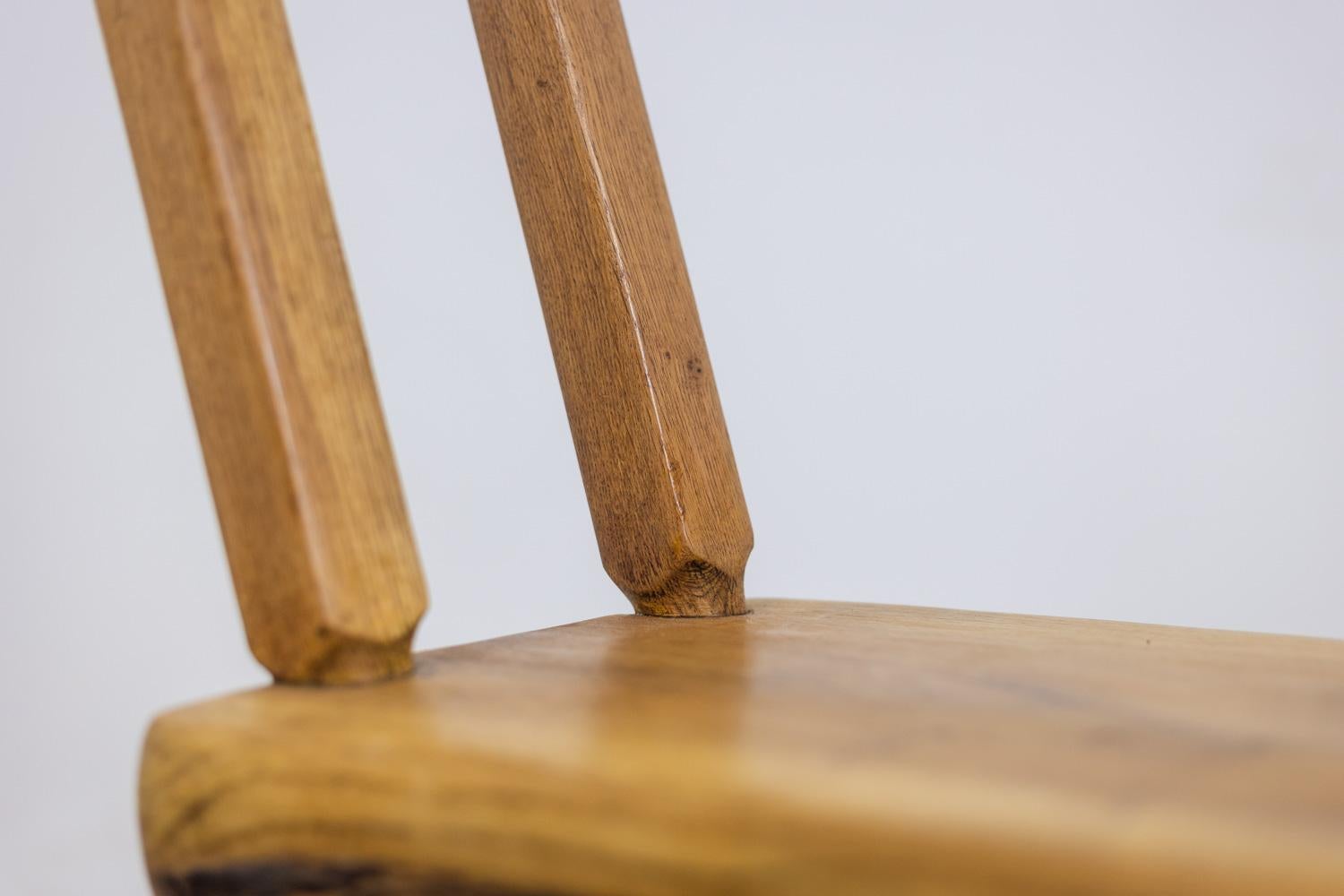 Mobichalet. Ensemble de 10 chaises de style brutaliste. 1960′. LS53302207J en vente 4