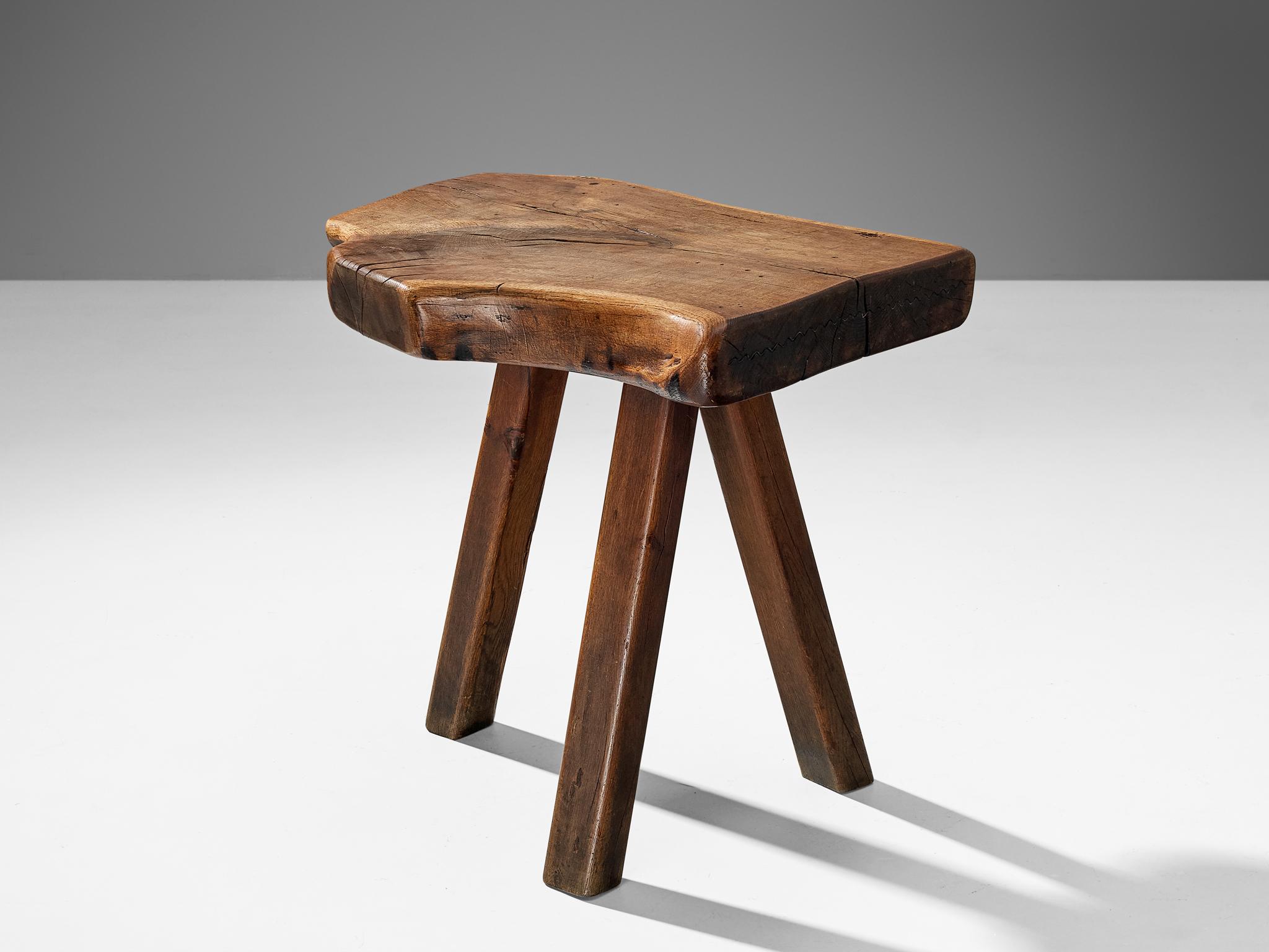 Mobichalet Brutalistischer Tisch mit Stuhl und Hocker aus Eiche  (Mitte des 20. Jahrhunderts) im Angebot