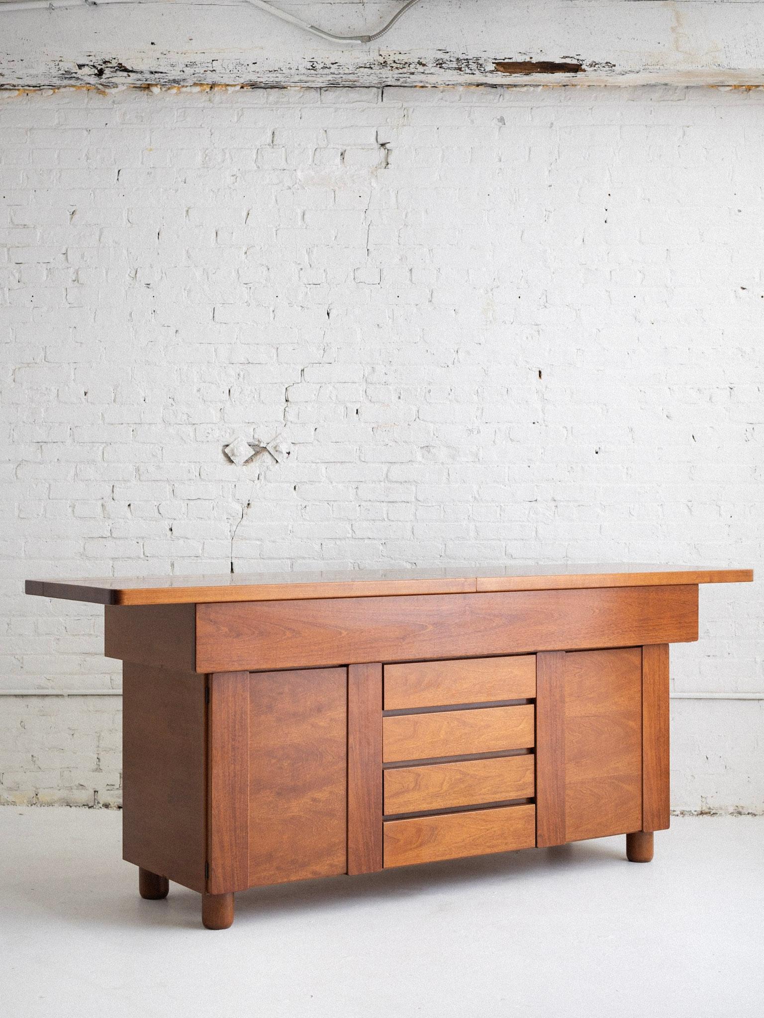 Mid-Century Modern Mobil Girgi Italian Mid Century Sideboard Credenza en vente