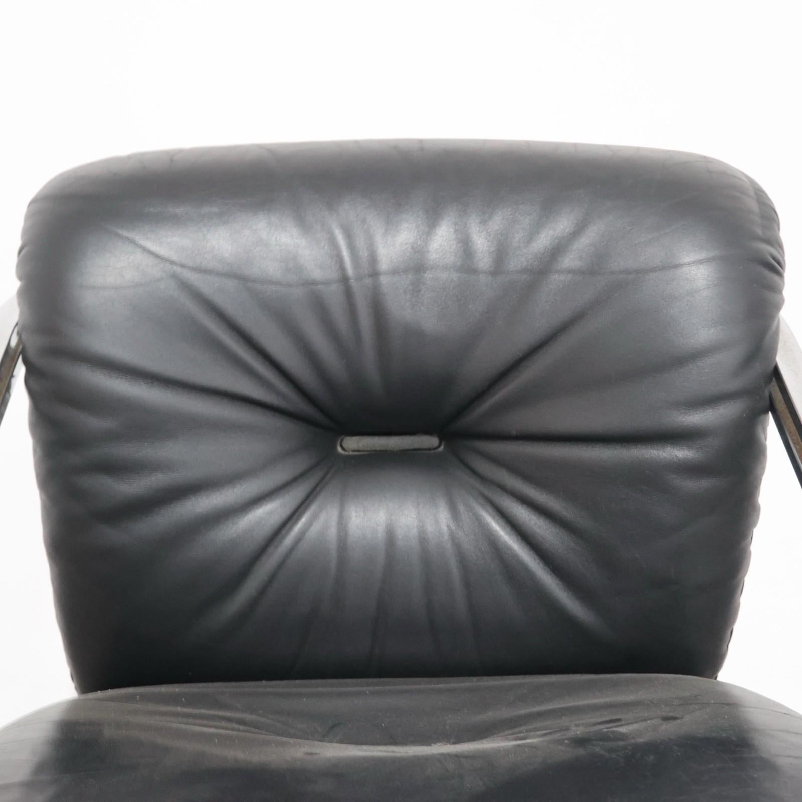 Mobil Girgi Set Da Pranzo 4 Poltroncine In Acciaio E Pelle Design Anni '70 en vente 7