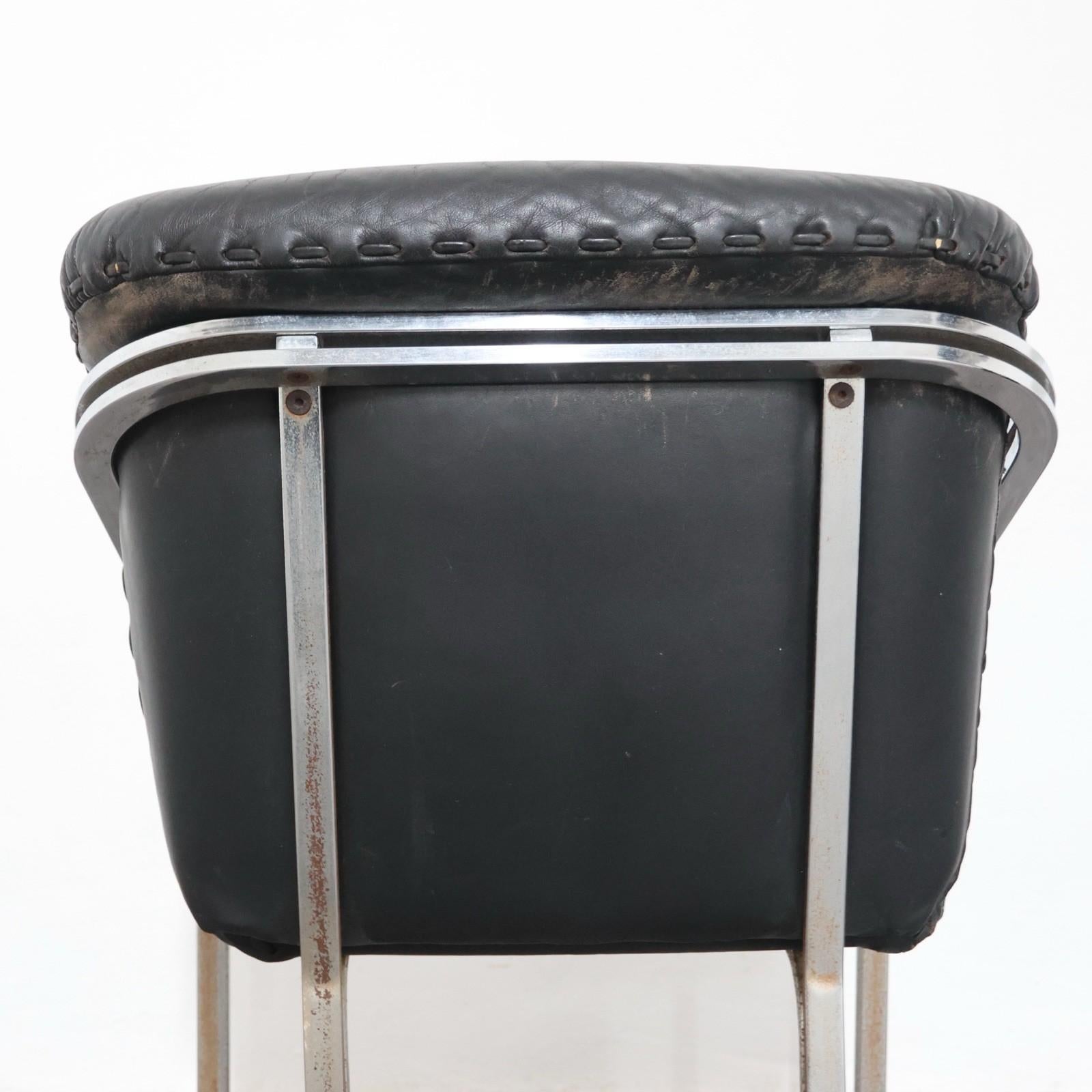 Mobil Girgi Set Da Pranzo 4 Poltroncine In Acciaio E Pelle Design Anni '70 en vente 9