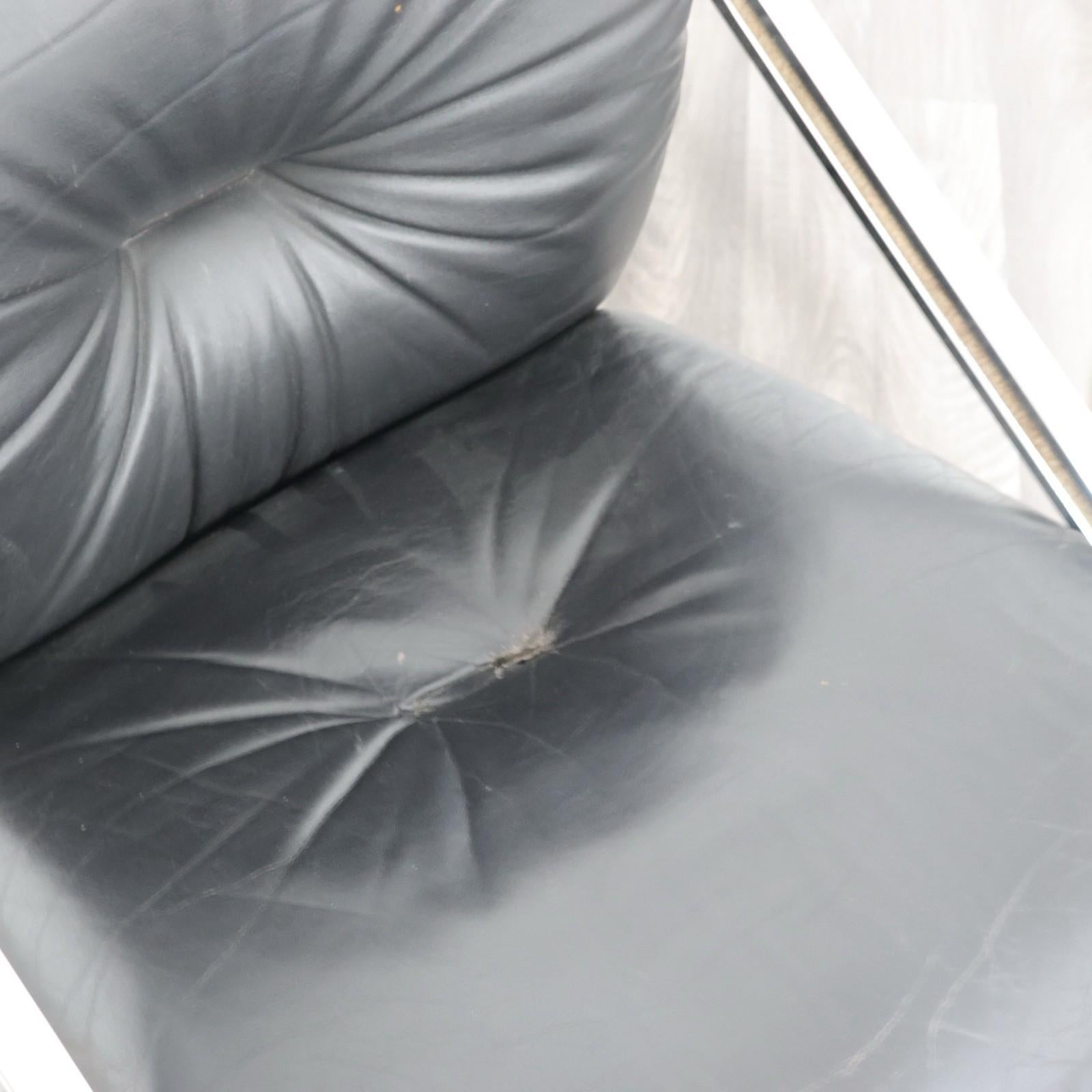 Mobil Girgi Set Da Pranzo 4 Poltroncine In Acciaio E Pelle Design Anni '70 en vente 2