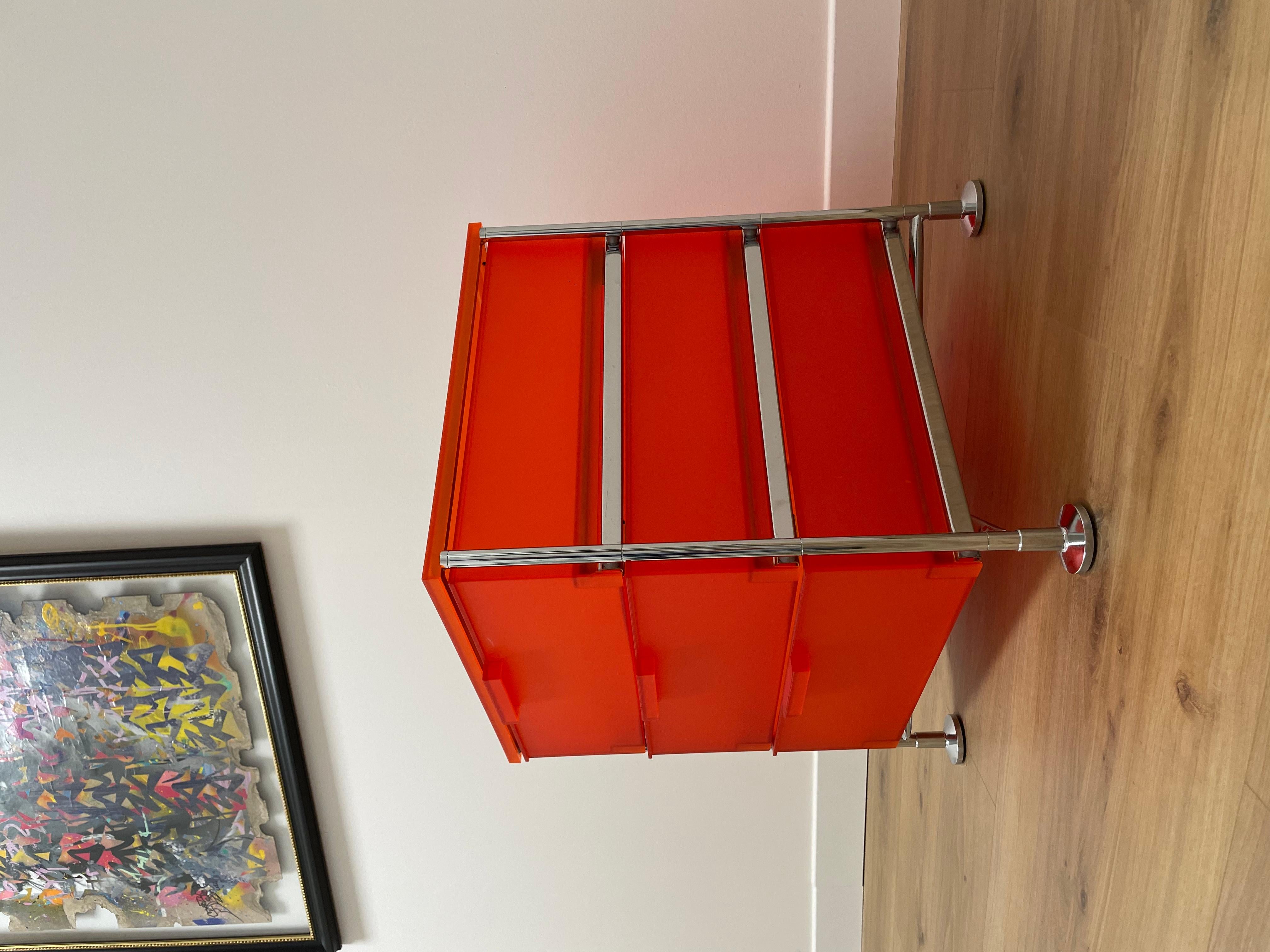 Mobil storage unit with drawers by Antonio Citterio for Kartell 2