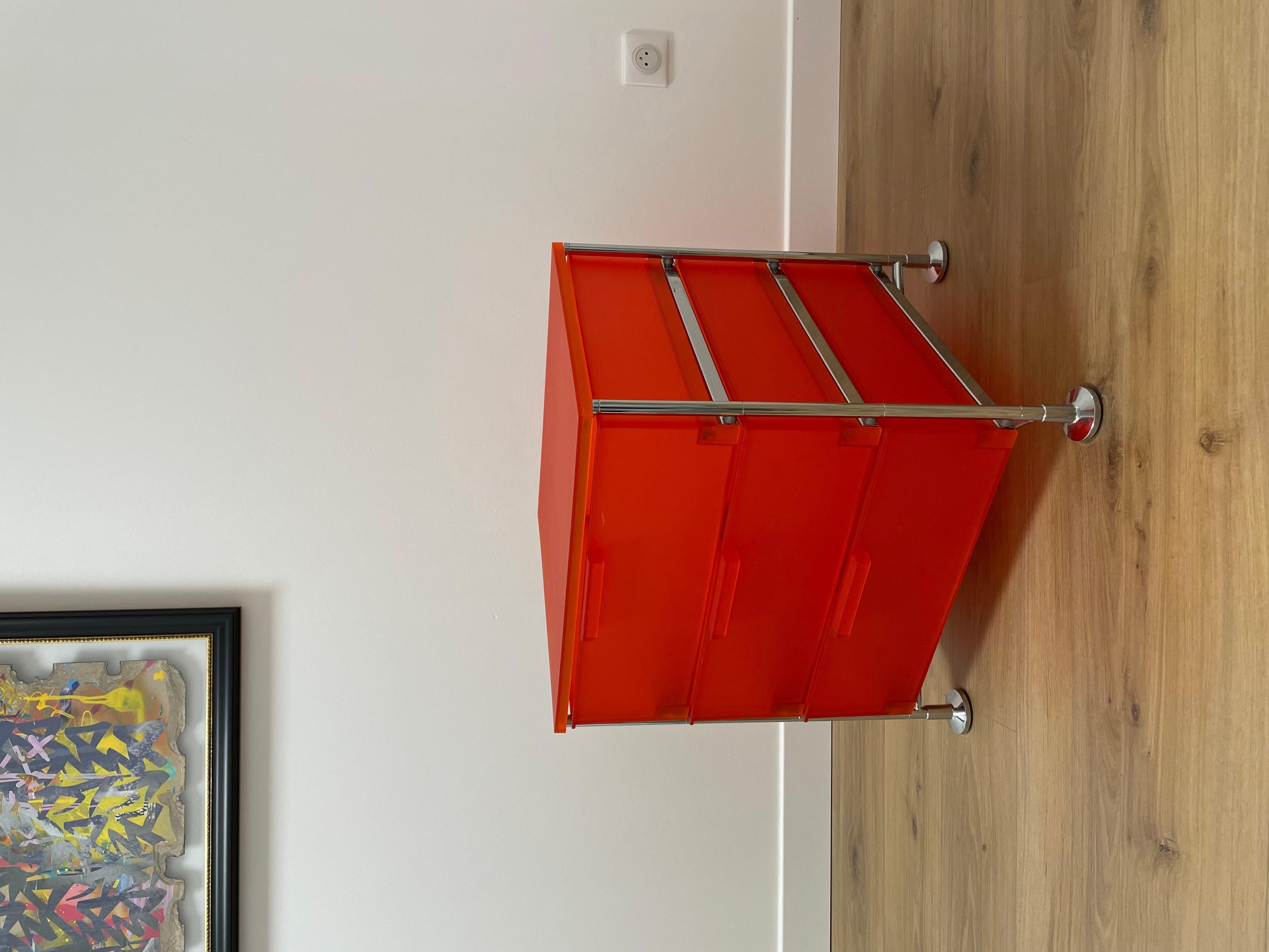 Mobil storage unit with drawers by Antonio Citterio for Kartell 3