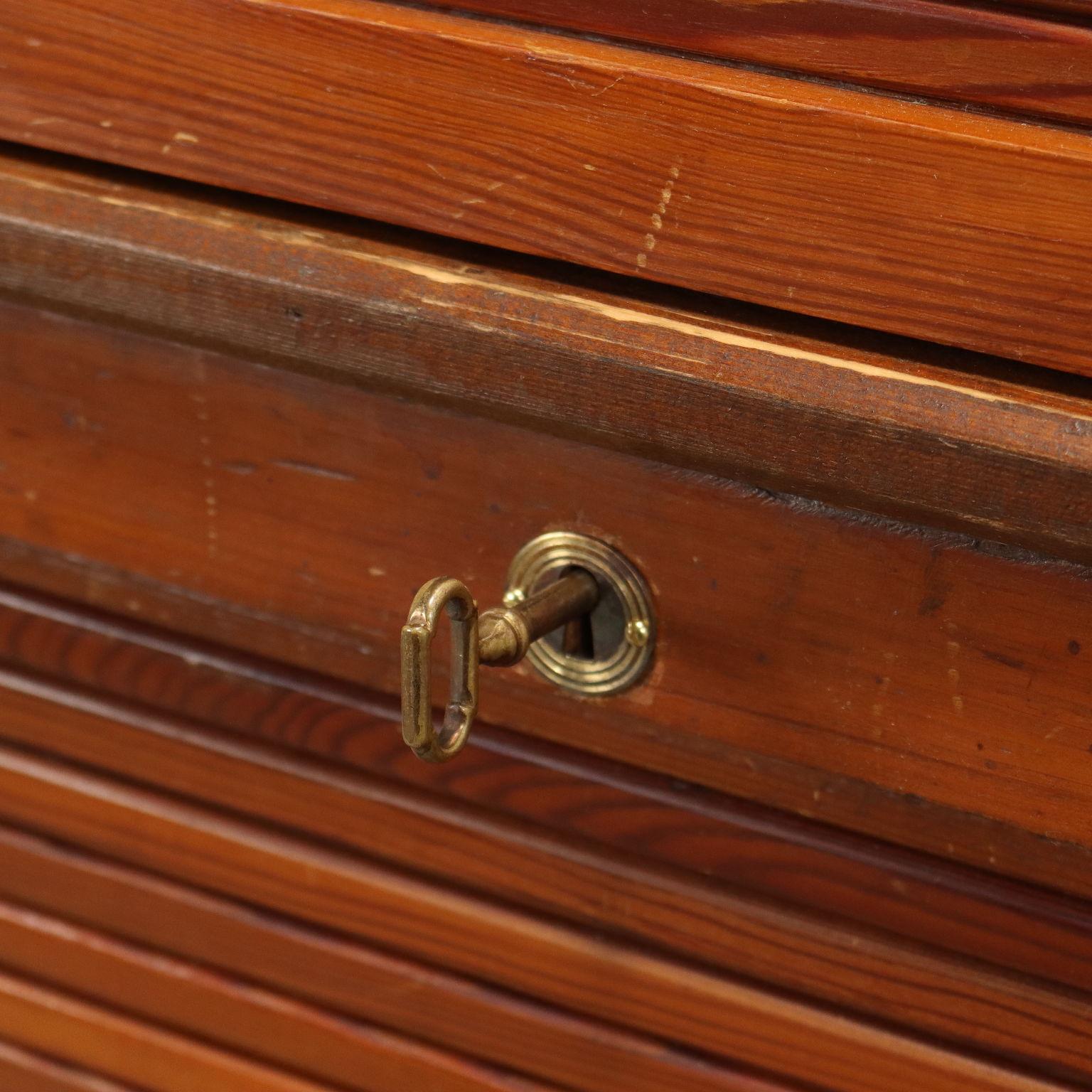 Rollladenschrank, 1940-50er Jahre im Zustand „Gut“ im Angebot in Milano, IT