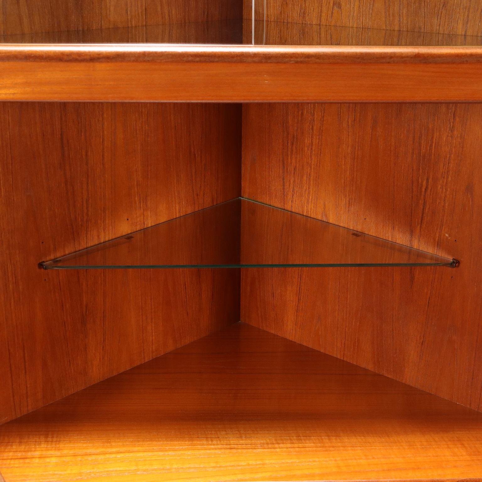 1960er Eckschrank im Zustand „Gut“ im Angebot in Milano, IT