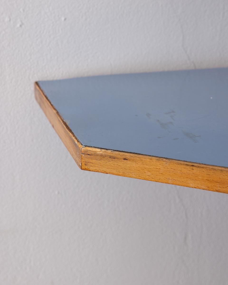 Holz-Eckschrank im italienischen Design der 1950er Jahre (Italian) im Angebot