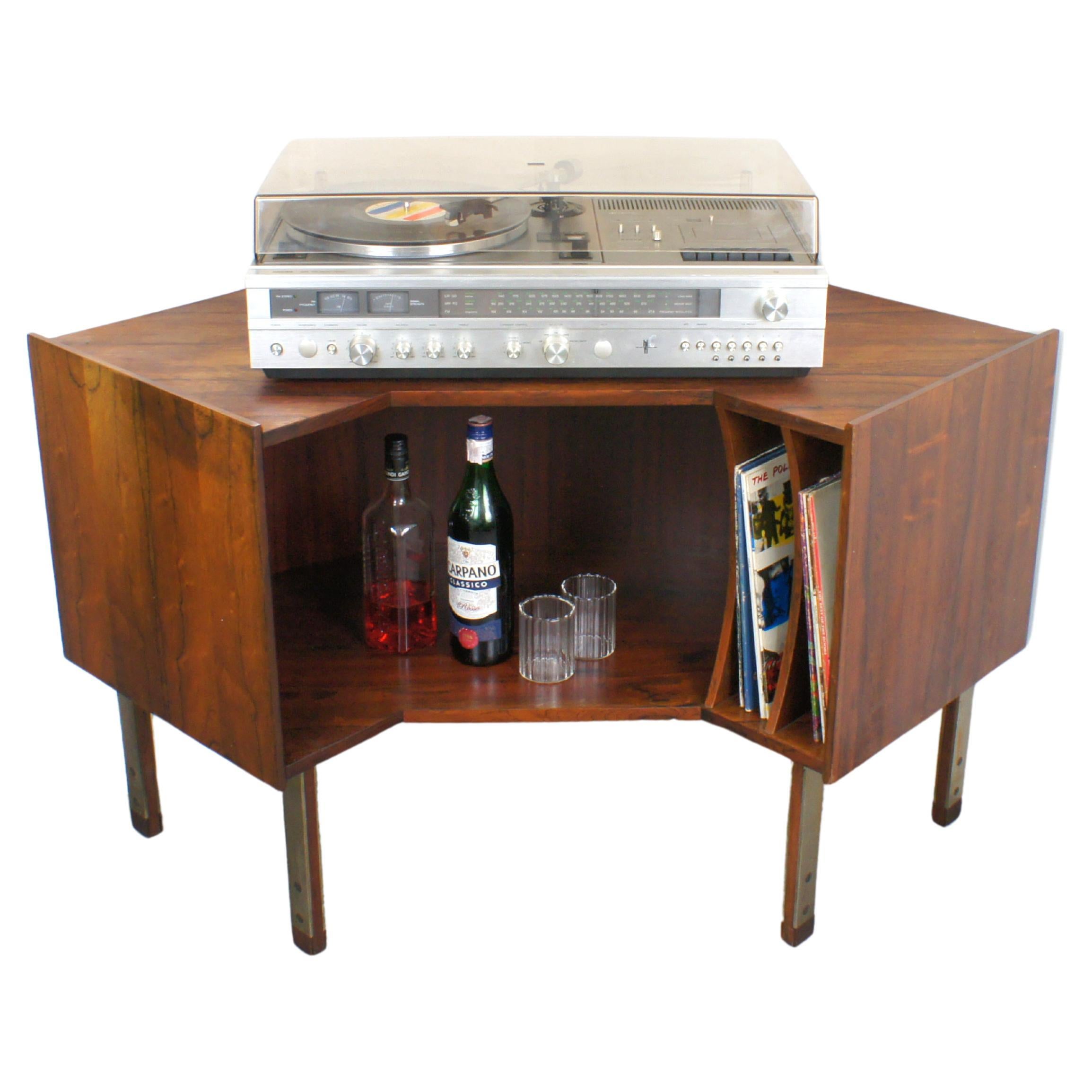 Stereo-Bar Corner Cabinet Italian design 1960s For Sale