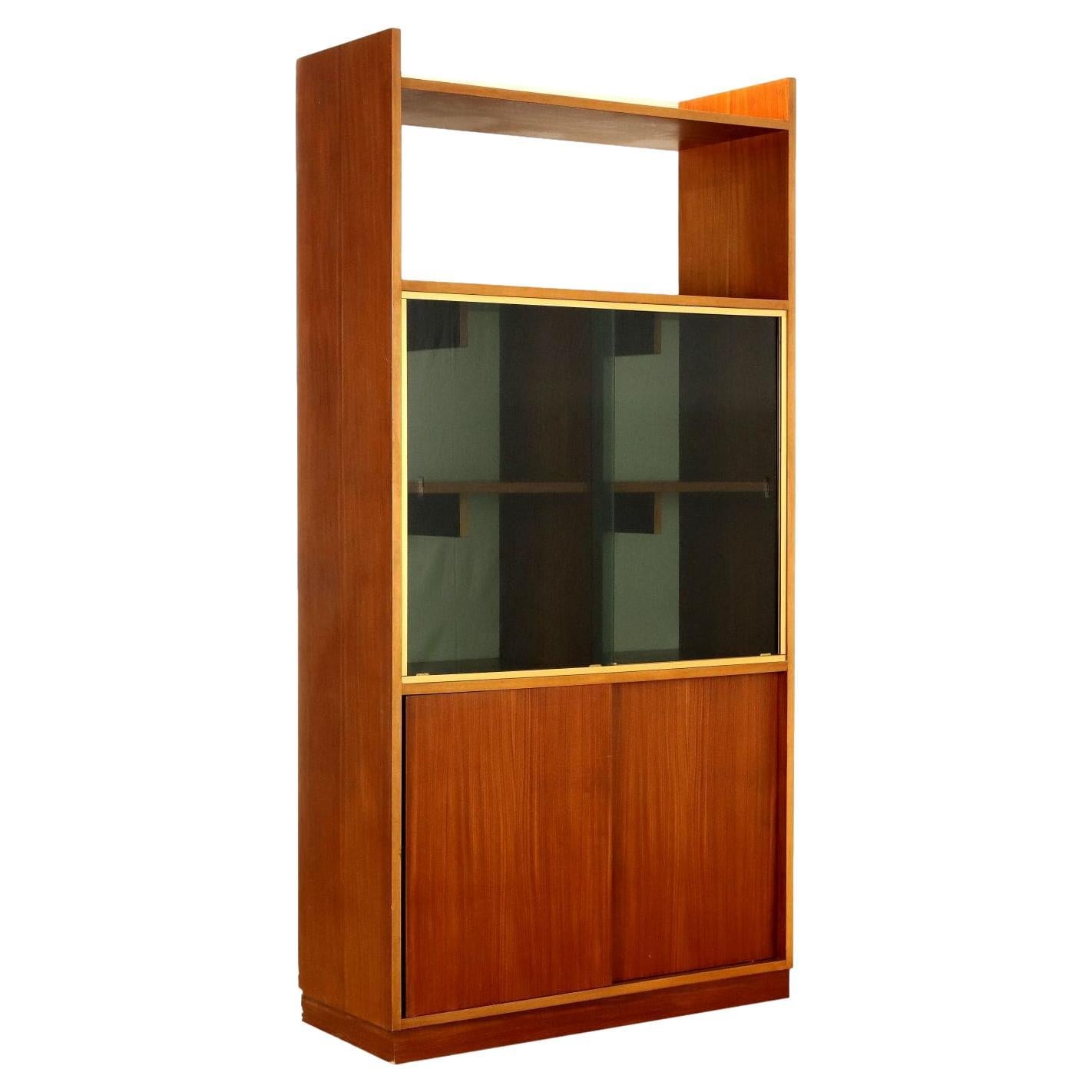 Armoire des années 1960 avec portes coulissantes