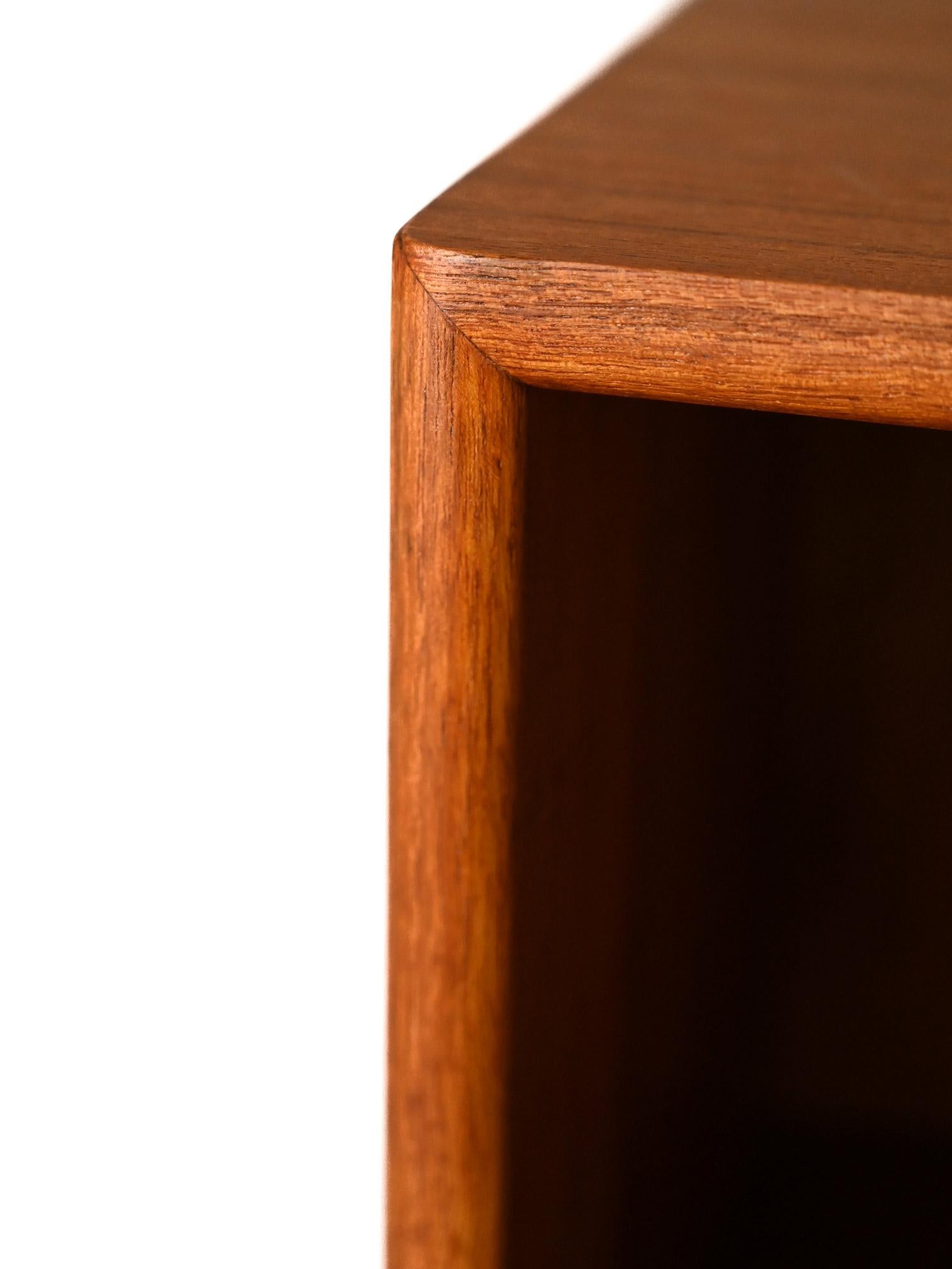 Alter Archivschrank (Mid-20th Century) im Angebot