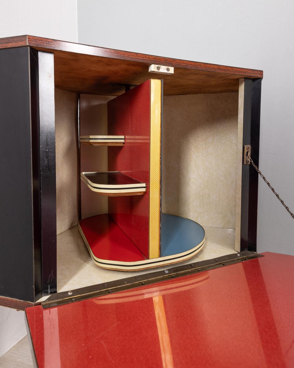 Italian Meuble de bar d'angle en bois vintage des années 1960, design italien en vente
