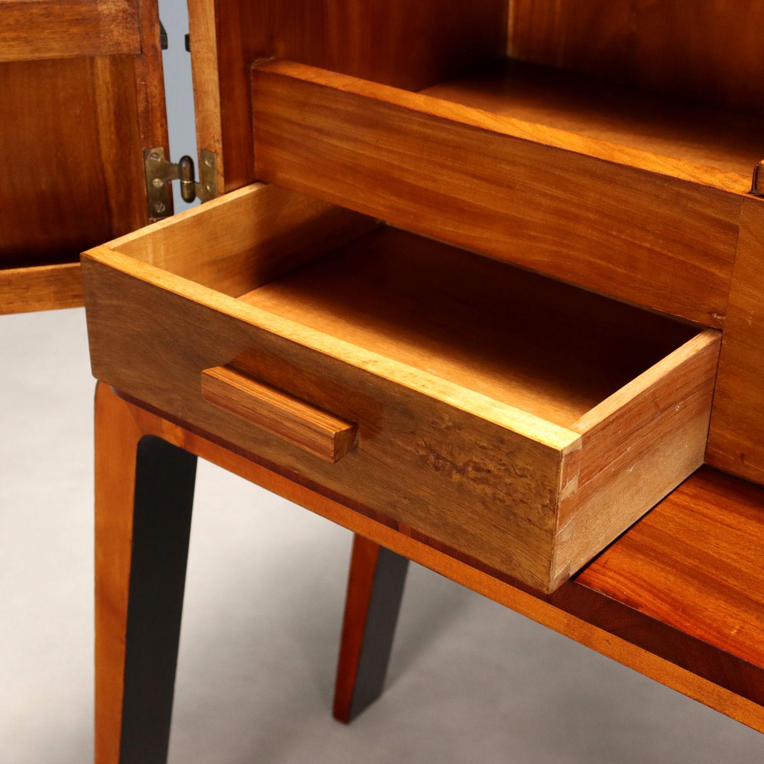 50's Furniture Bar In Excellent Condition For Sale In Milano, IT