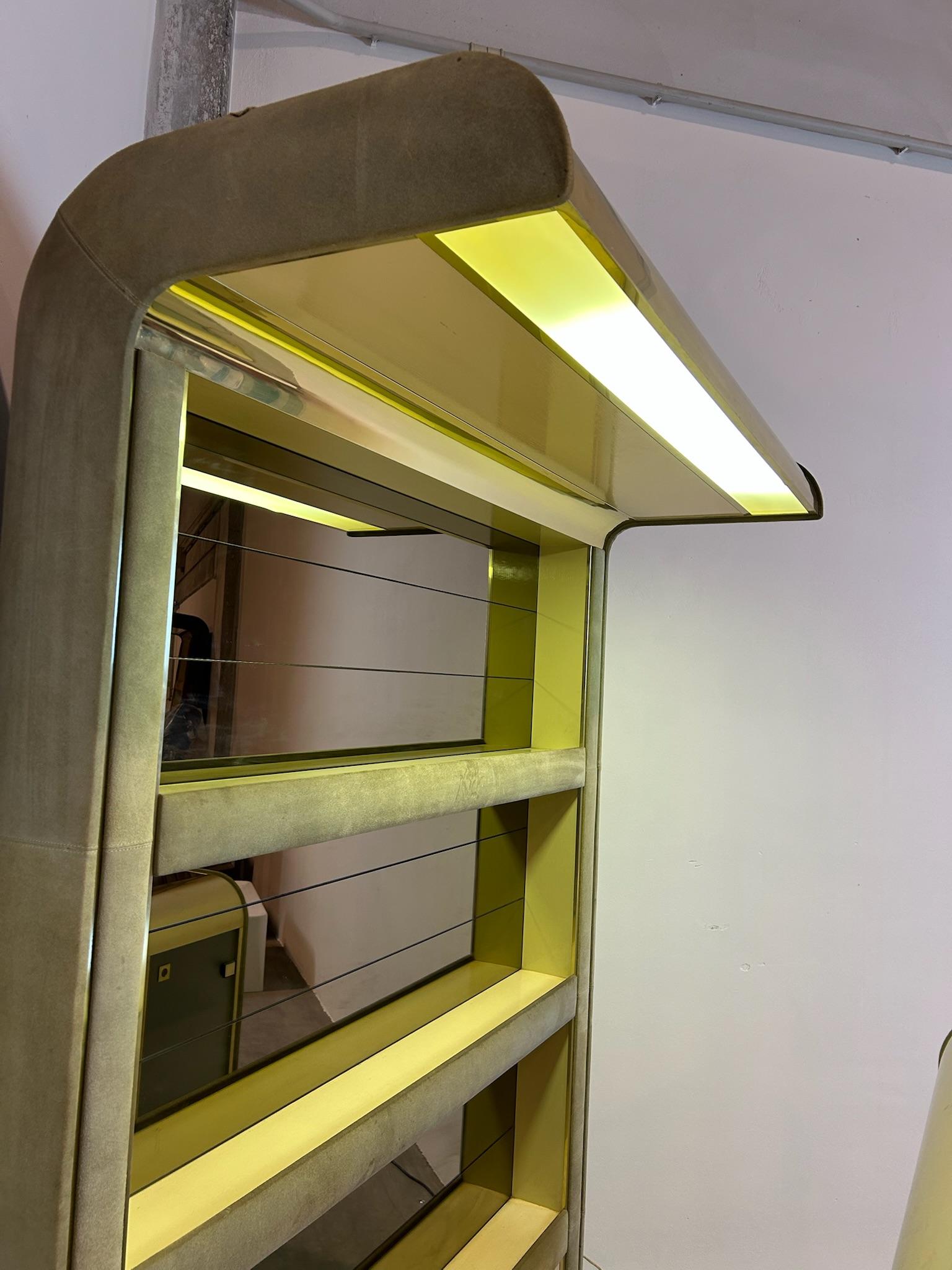 Mobile Bar Hollywood Regency di Willy Rizzo in ottone scamosciato finales del siglo XX en venta