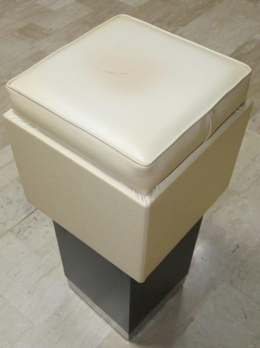 Mobile bar in legno e vinile di E. Sottsass, anni '70, set di 2 in vendita 2