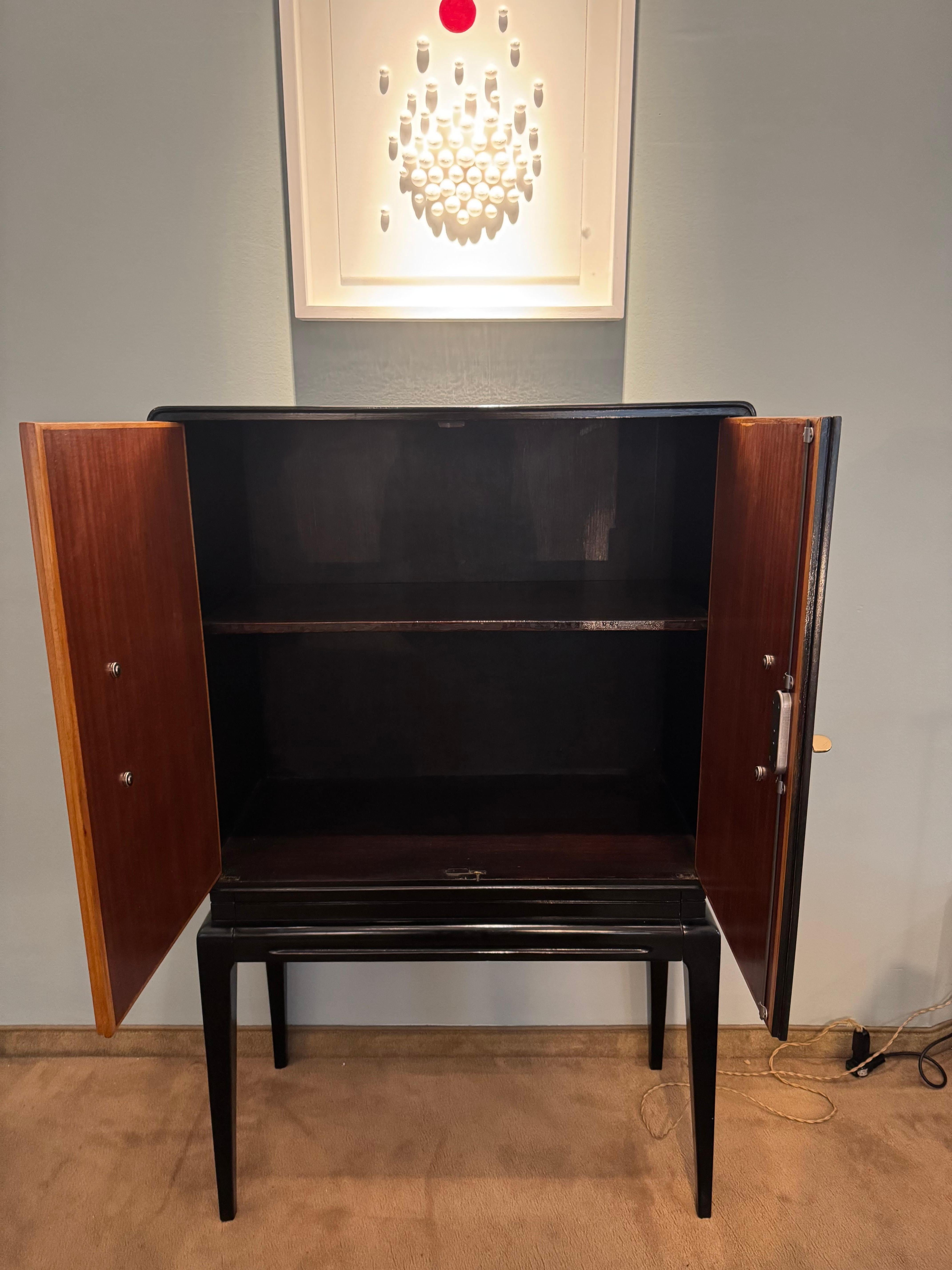 Parchment and ebonized wood bar cabinet For Sale 1