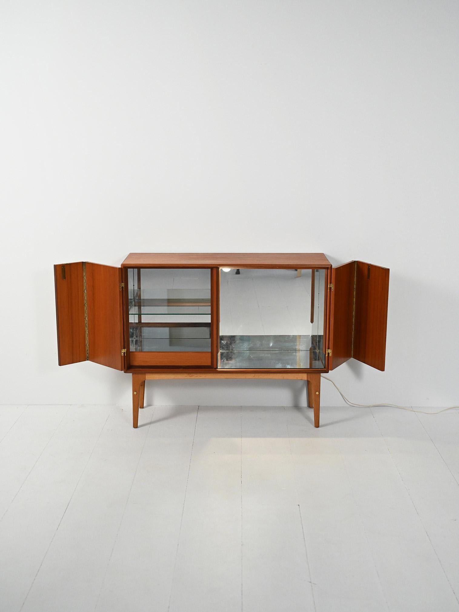 Mobile bar scandinavo anni ’50 in teak In Good Condition For Sale In Brescia, IT