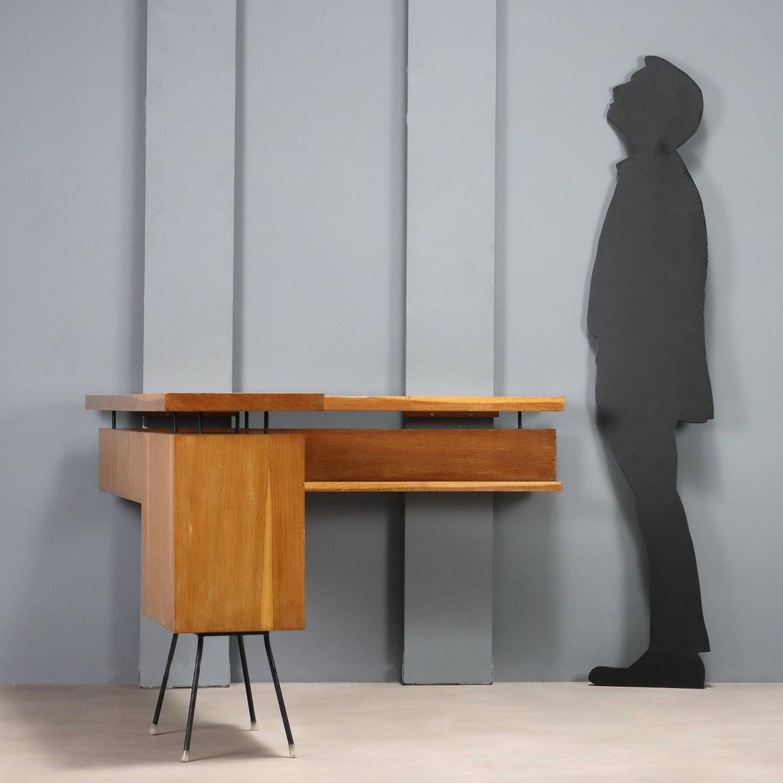 Mueble bar suspendido de los años 50, diseño de Marco Zanuso Moderno de mediados de siglo en venta