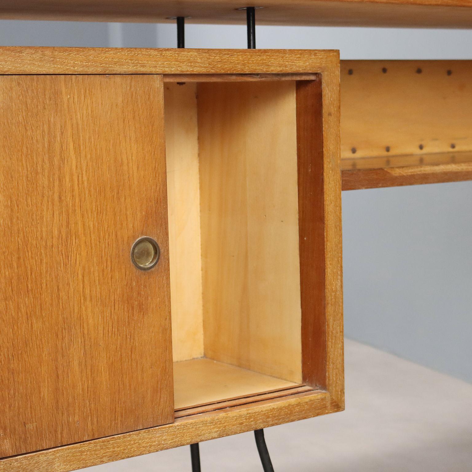 Mueble bar suspendido de los años 50, diseño de Marco Zanuso en venta 1