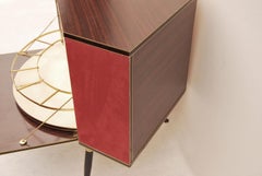 Mobil bar vintage ad angolo