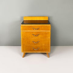 Mobile con cassetti in legno, vetro nero molato sul bordo e ottone, 1940s