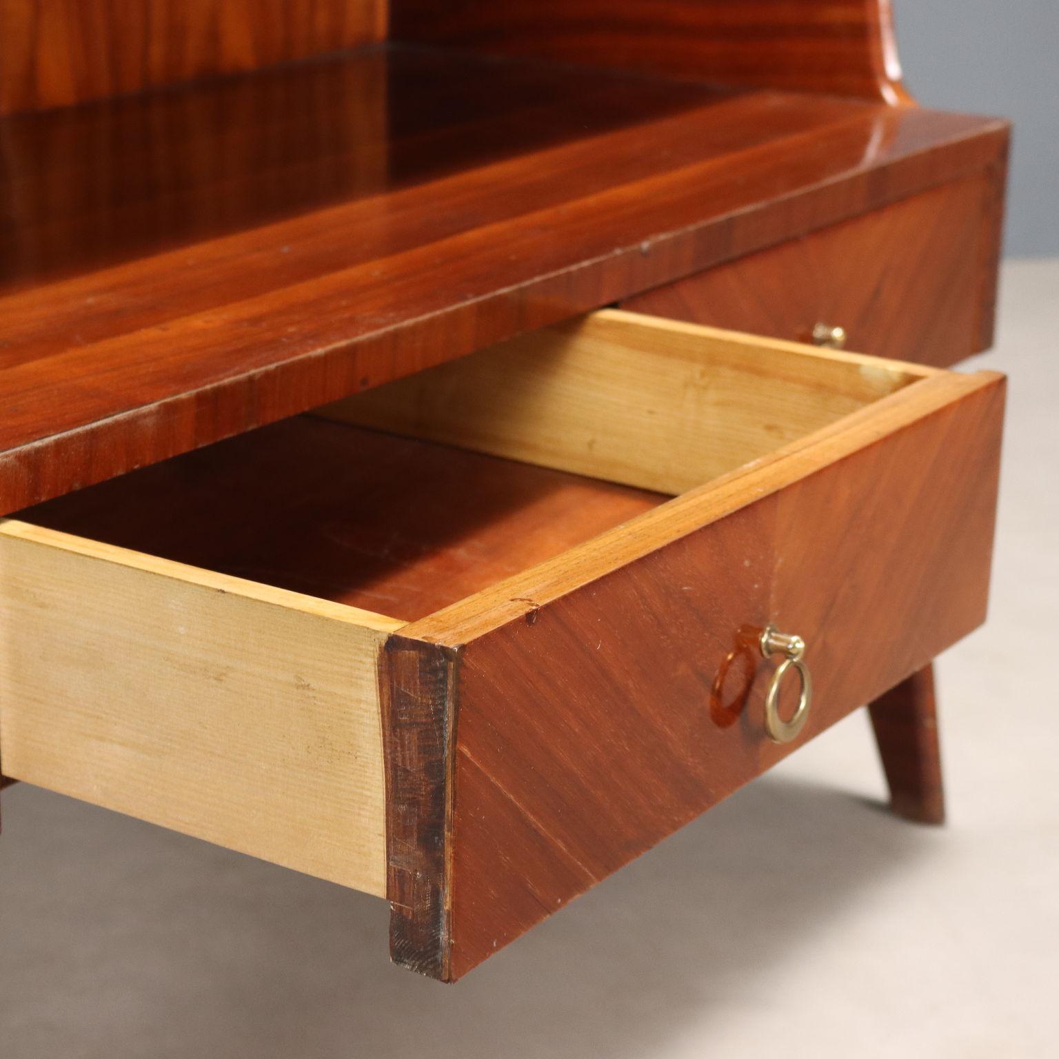 Italian Mobile con Ripiani Anni '60 For Sale