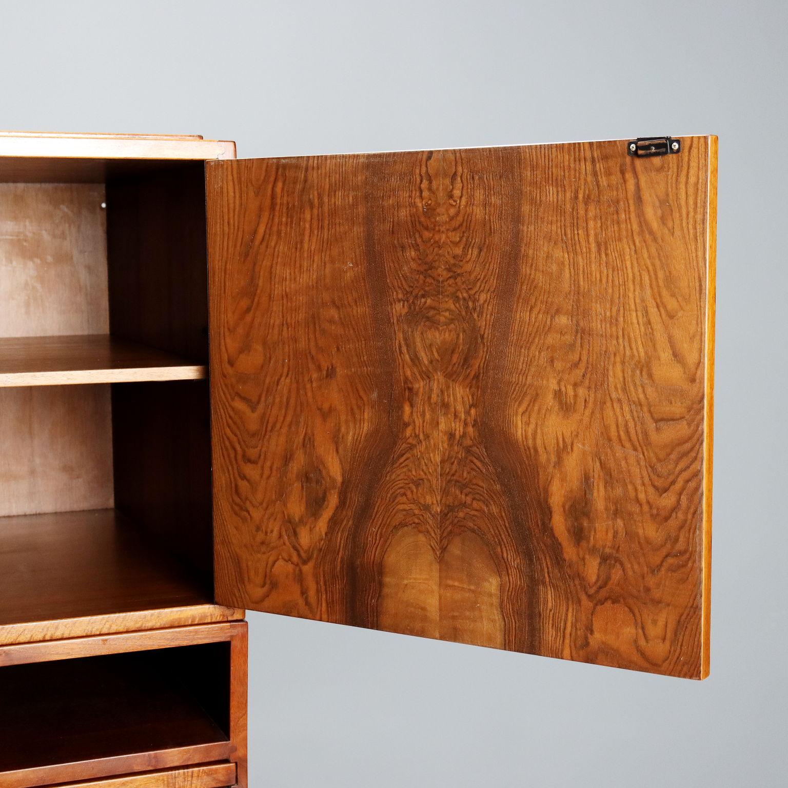 Mid-20th Century Armoire avec bureau 1960 Bernini production en vente