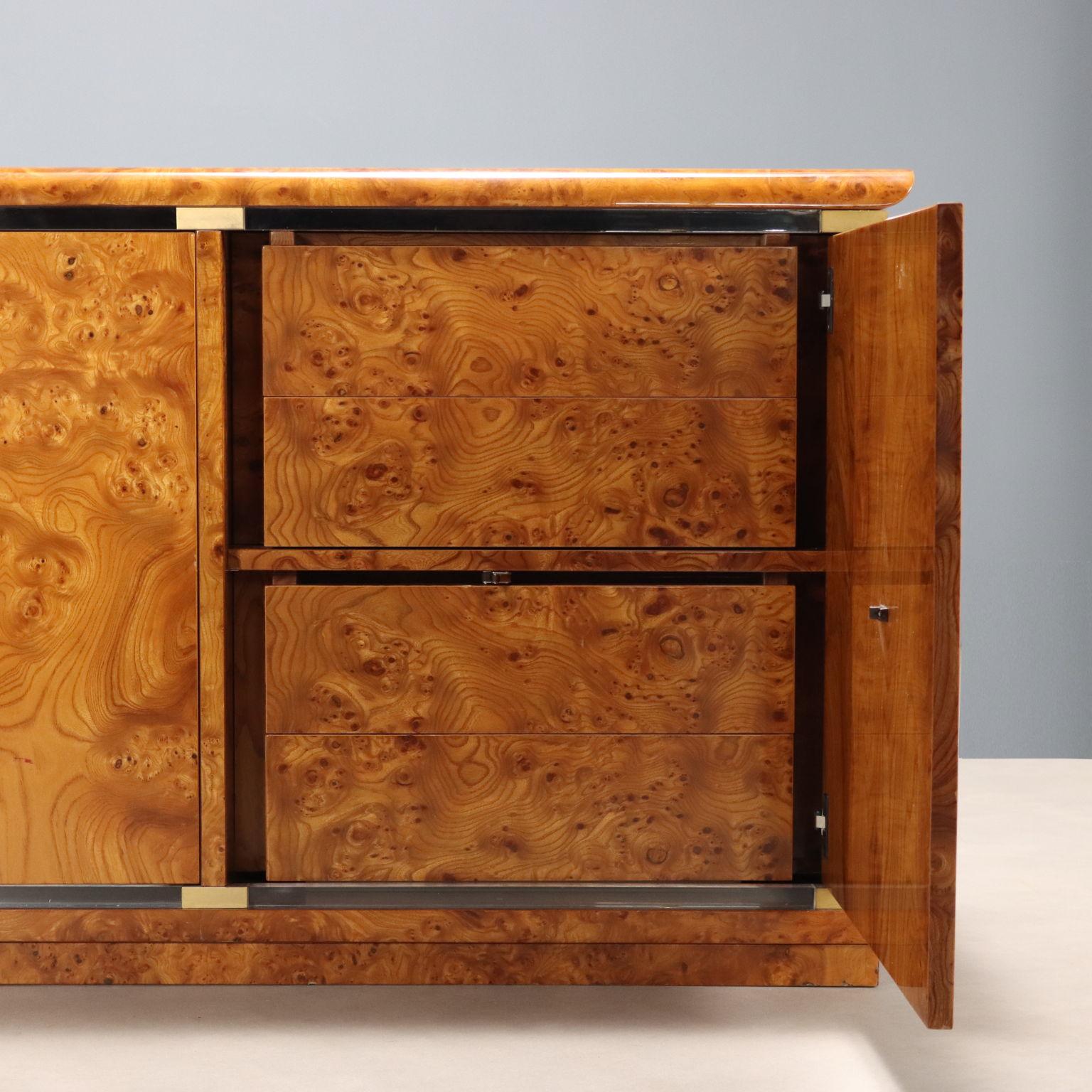 Mobile Contenitore Anni 70 restaurato In Excellent Condition For Sale In Milano, IT