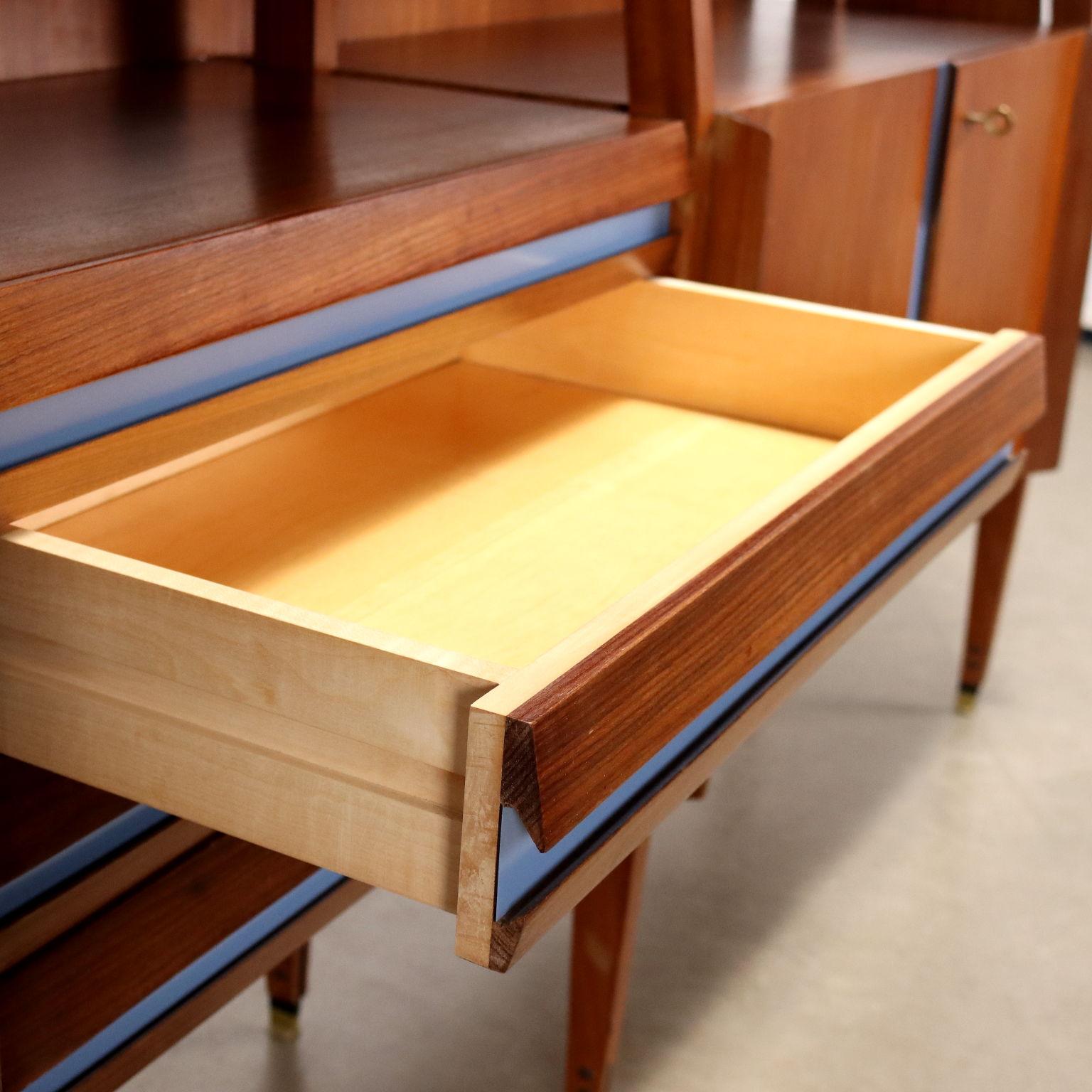 Mobile Credenza Anni 60 in teak In condizioni buone in vendita a Milano, IT