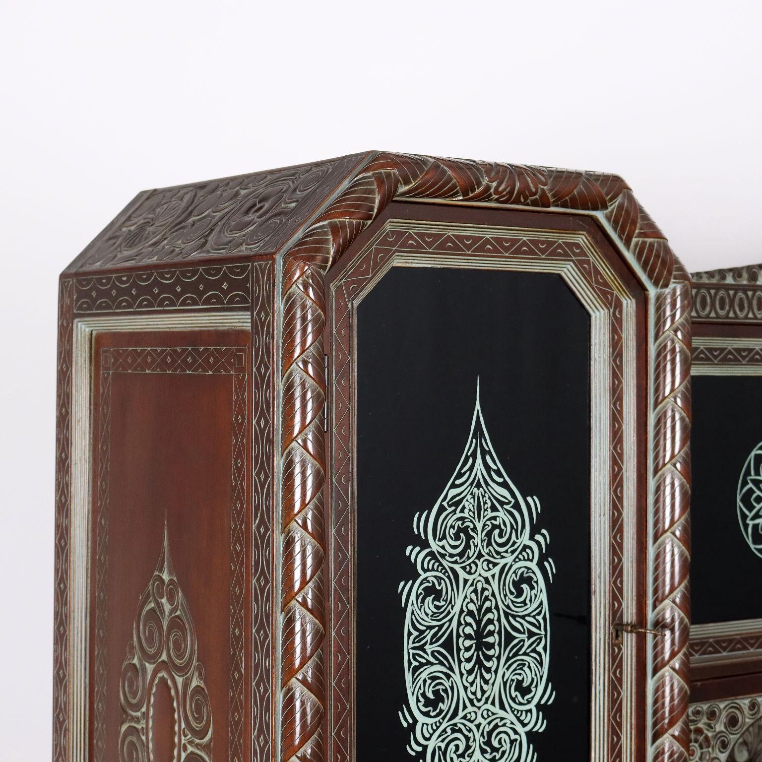 Italian Mid-20th Century Italy Walnut Parlour Furniture in Ethnic Taste For Sale