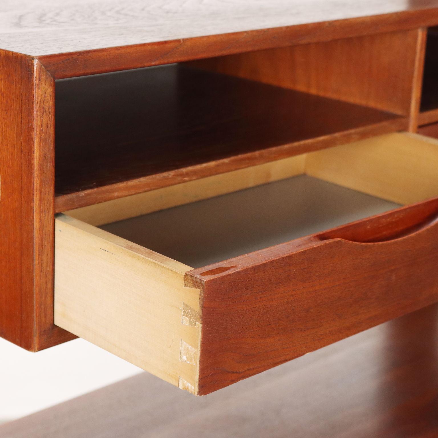 Ottone Mobile Danese Anni 60 con contenitori in vendita