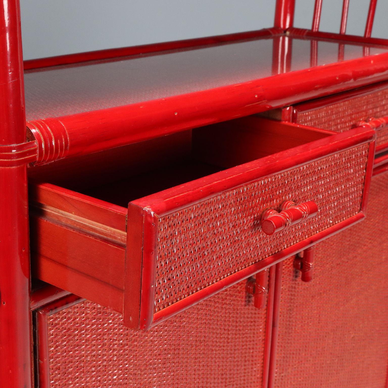 Italian Mobile Libreria anni '80 in Bambù Rosso in vendita
