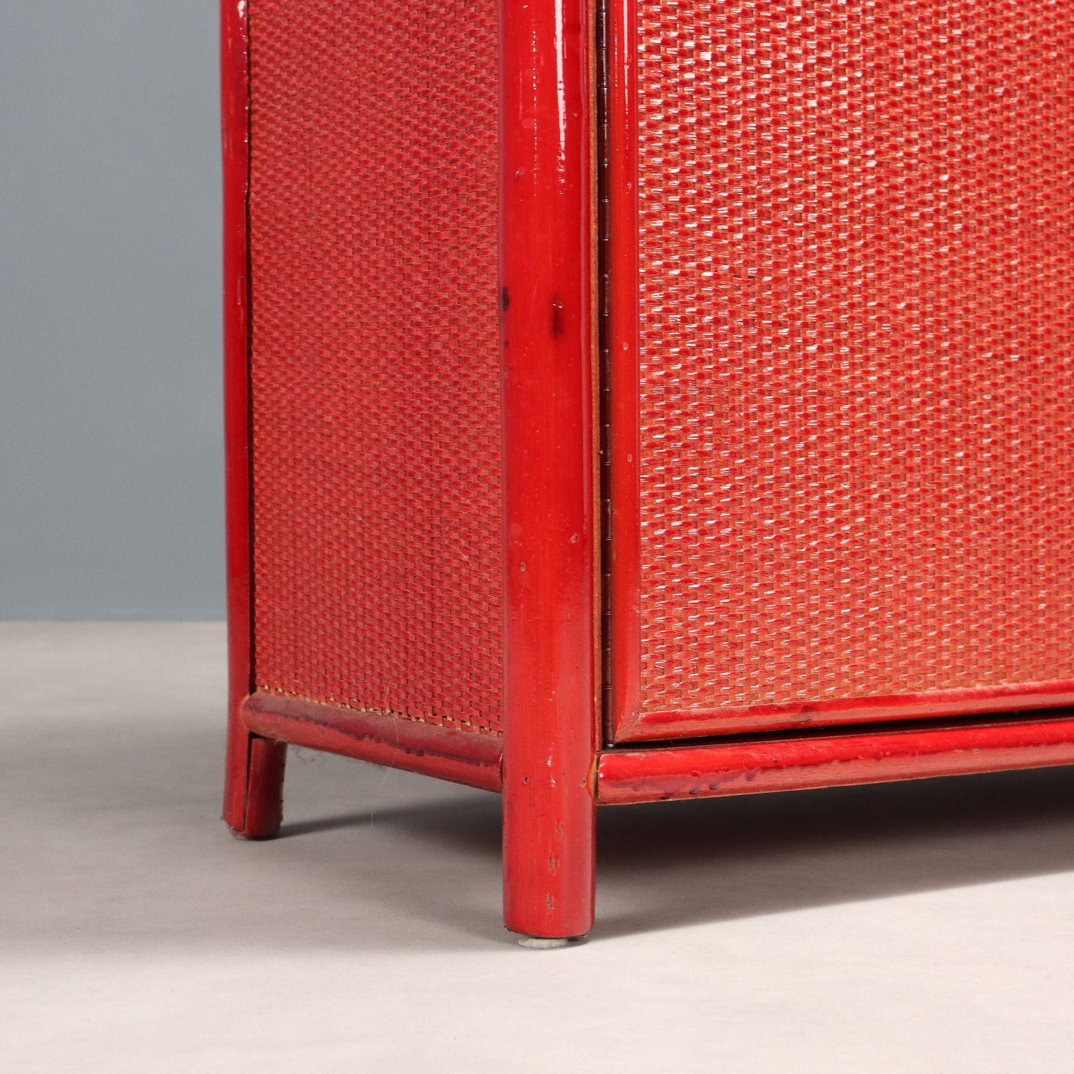 Mobile Libreria anni '80 in Bambù Rosso in vendita 2