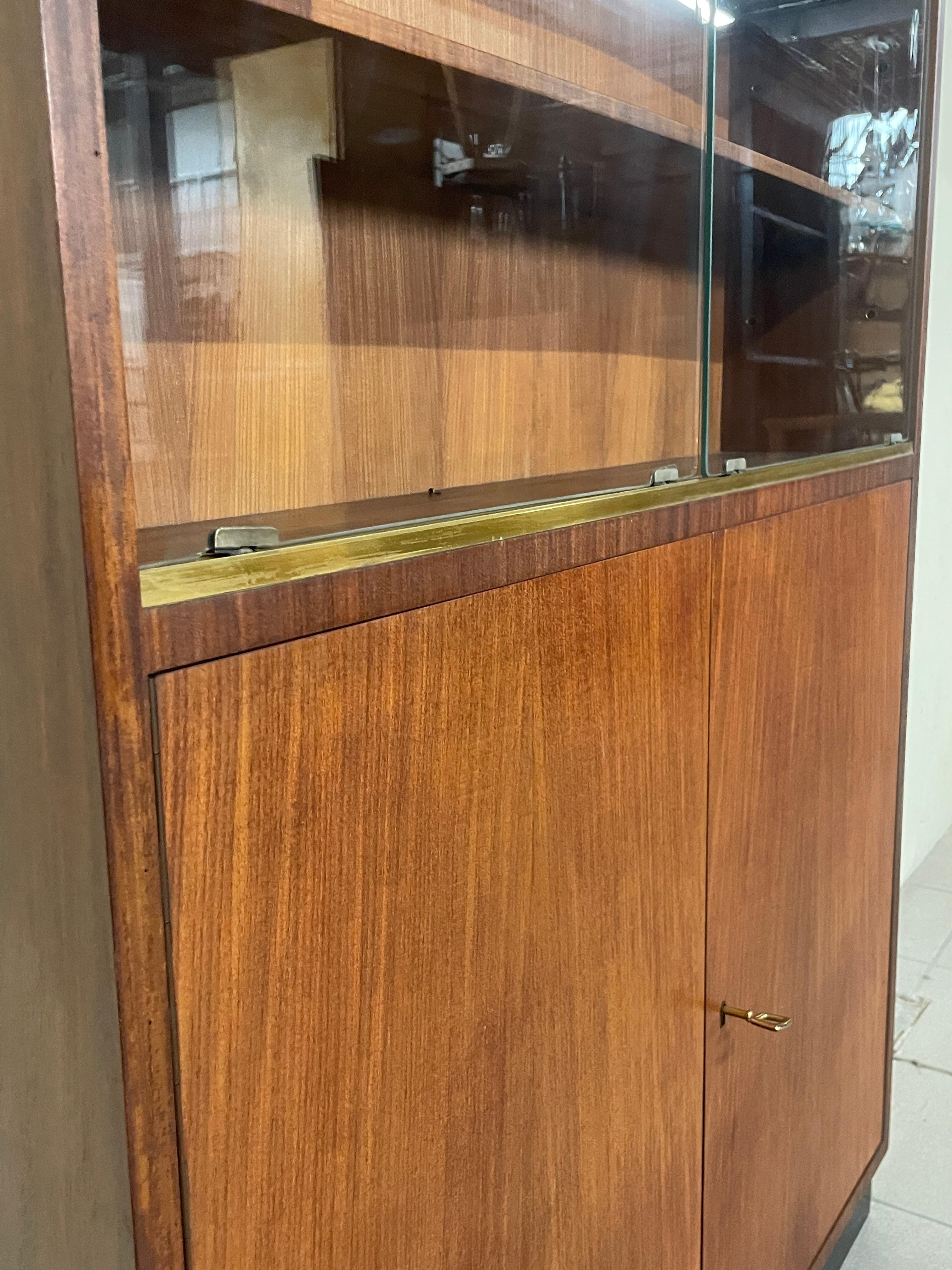 1960s bookcase display cabinet For Sale 4